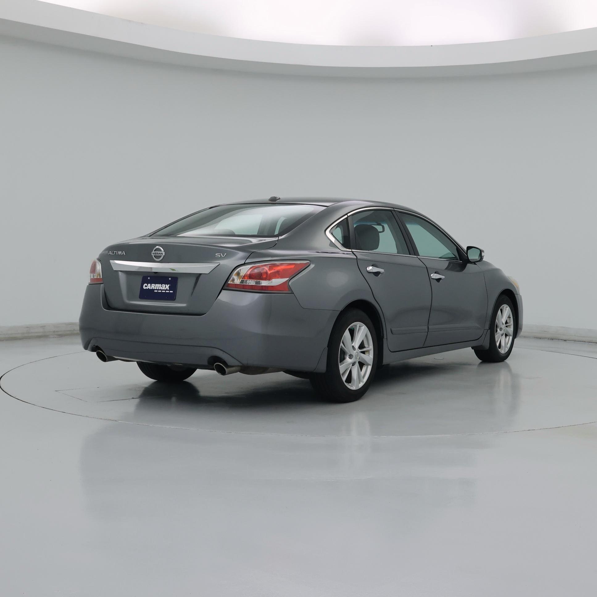 Thumbnail: 2015 Nissan Altima - 8