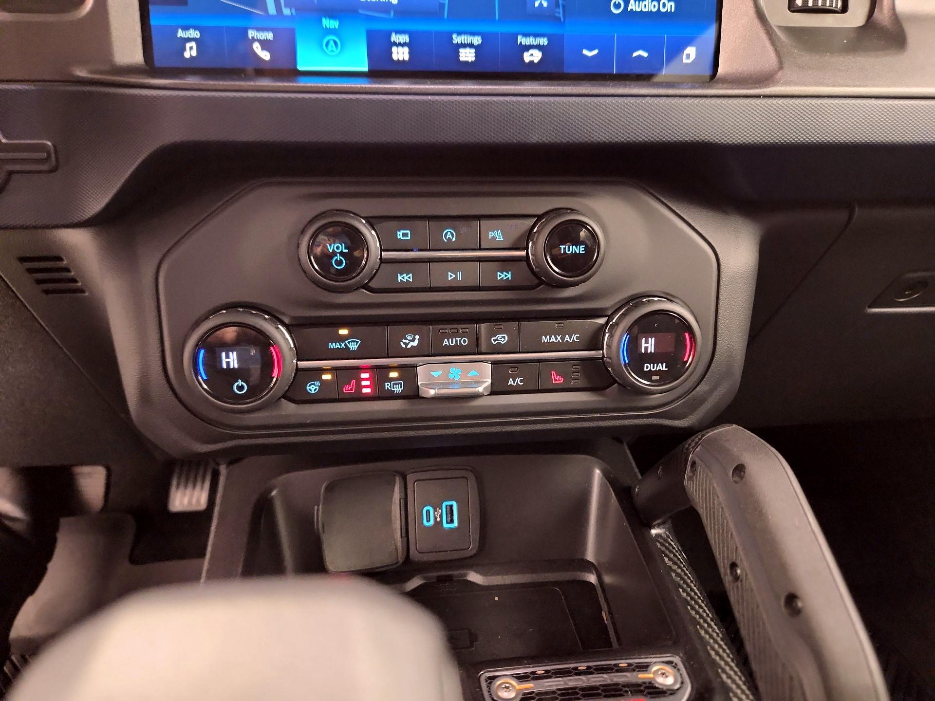 Thumbnail: 2023 Ford Bronco - 17