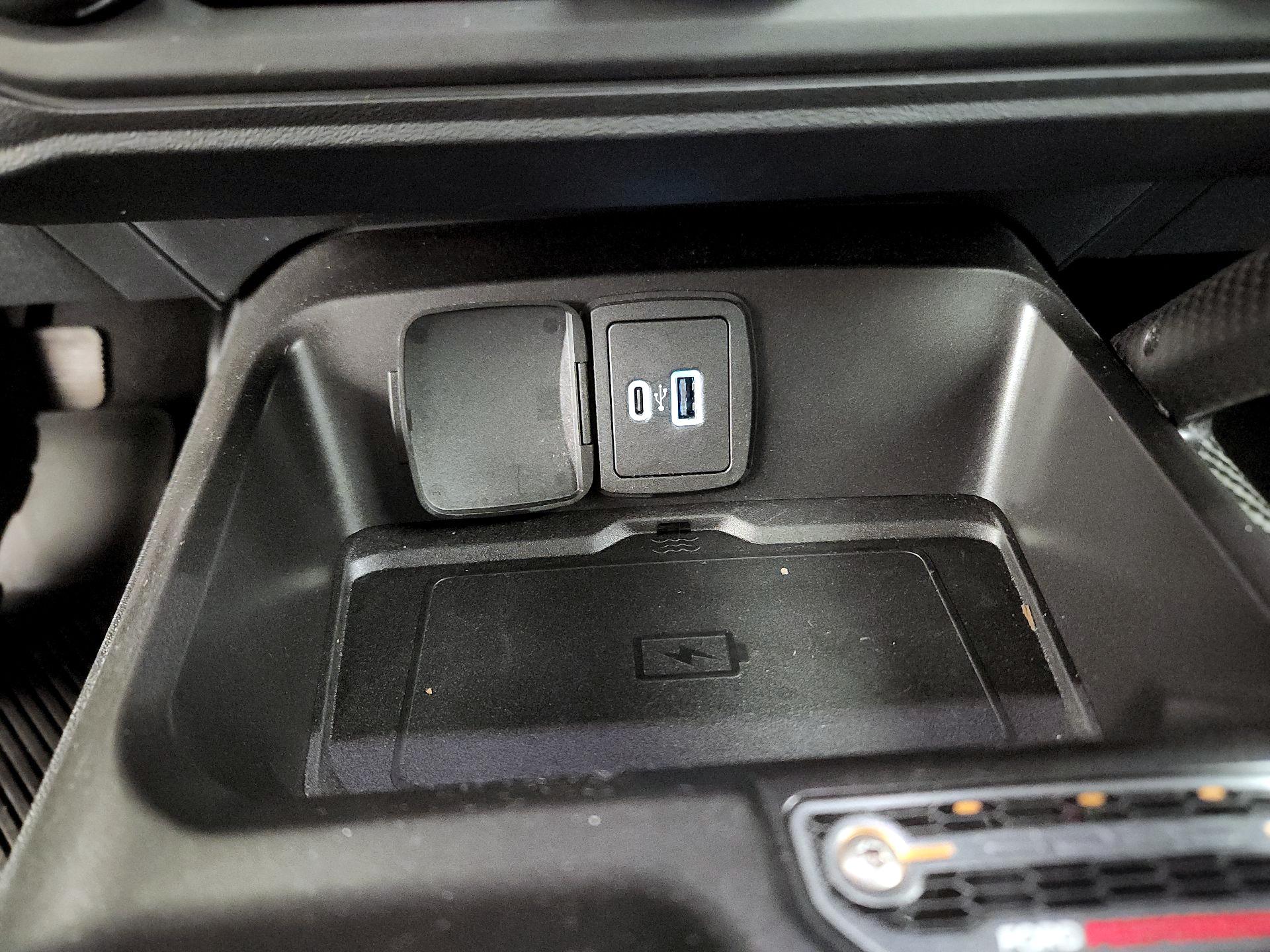 Thumbnail: 2023 Ford Bronco - 19