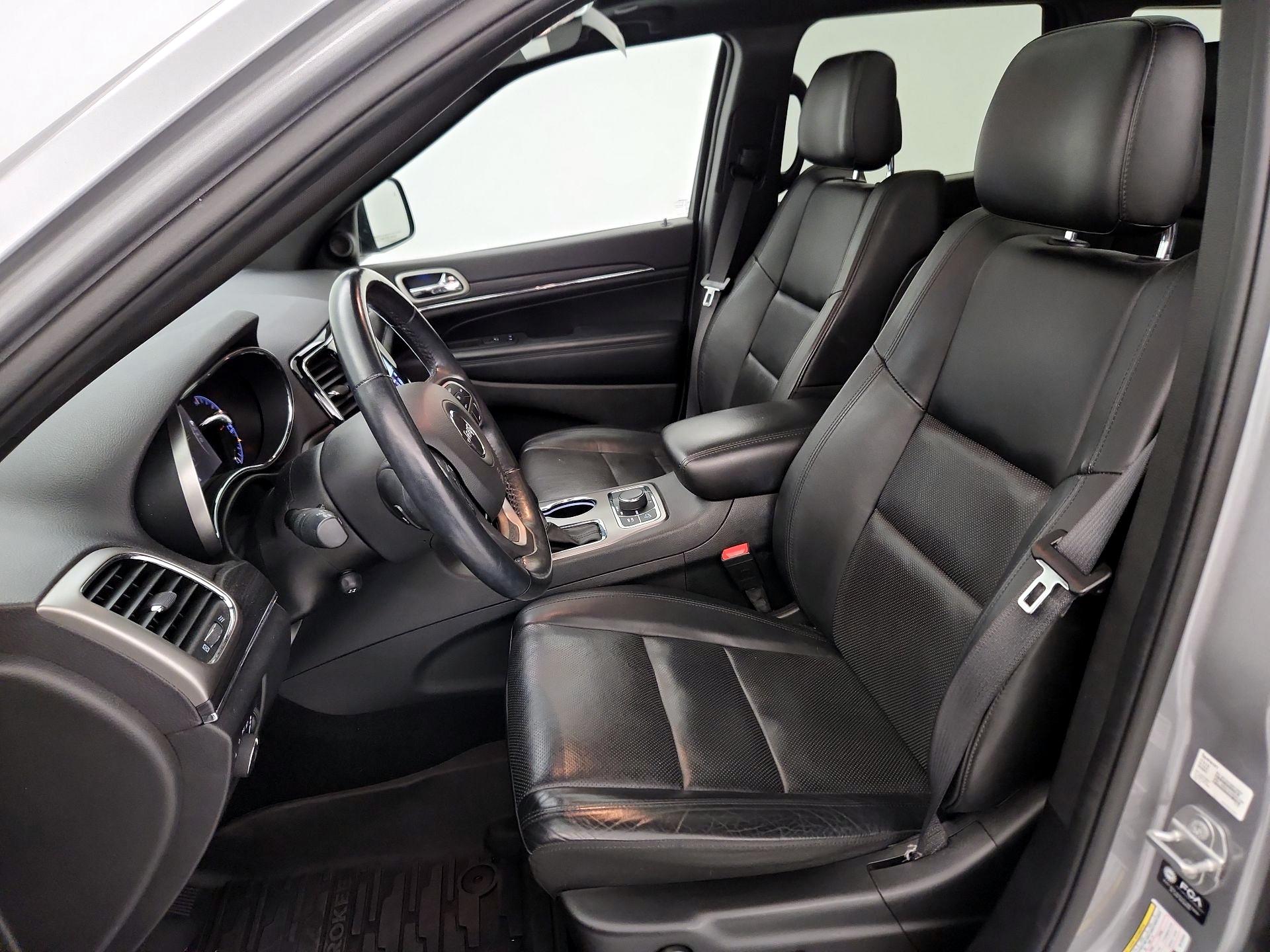 Thumbnail: 2021 Jeep Grand Cherokee - 11