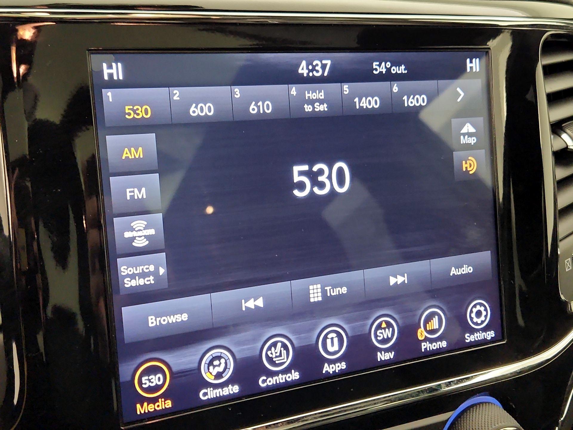 Thumbnail: 2021 Jeep Grand Cherokee - 16