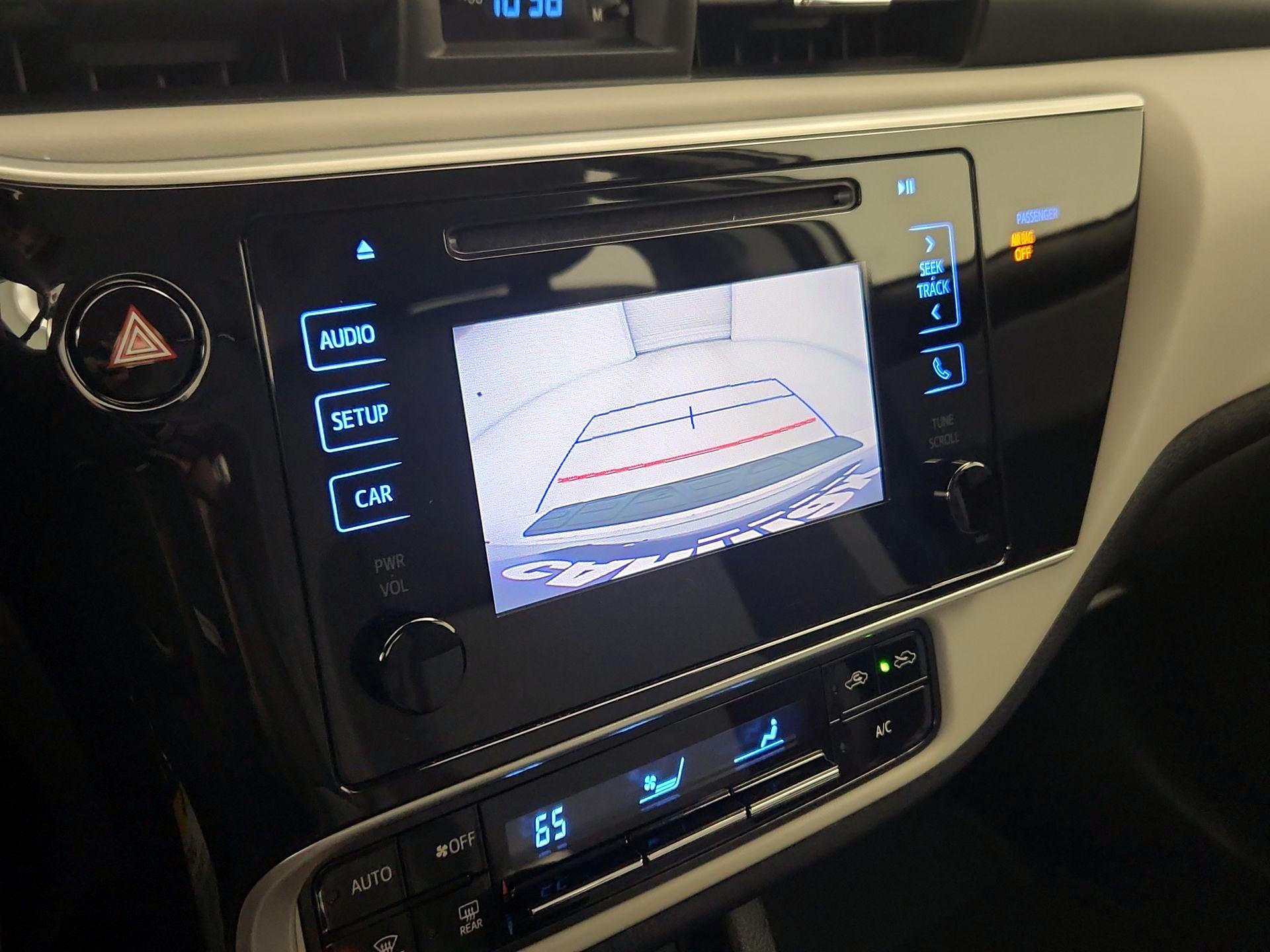 Thumbnail: 2018 Toyota Corolla - 14