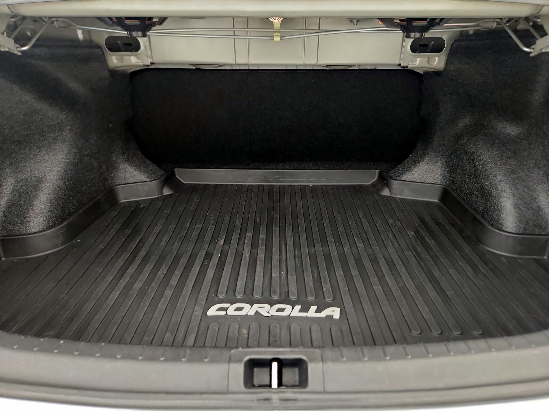 Thumbnail: 2018 Toyota Corolla - 20