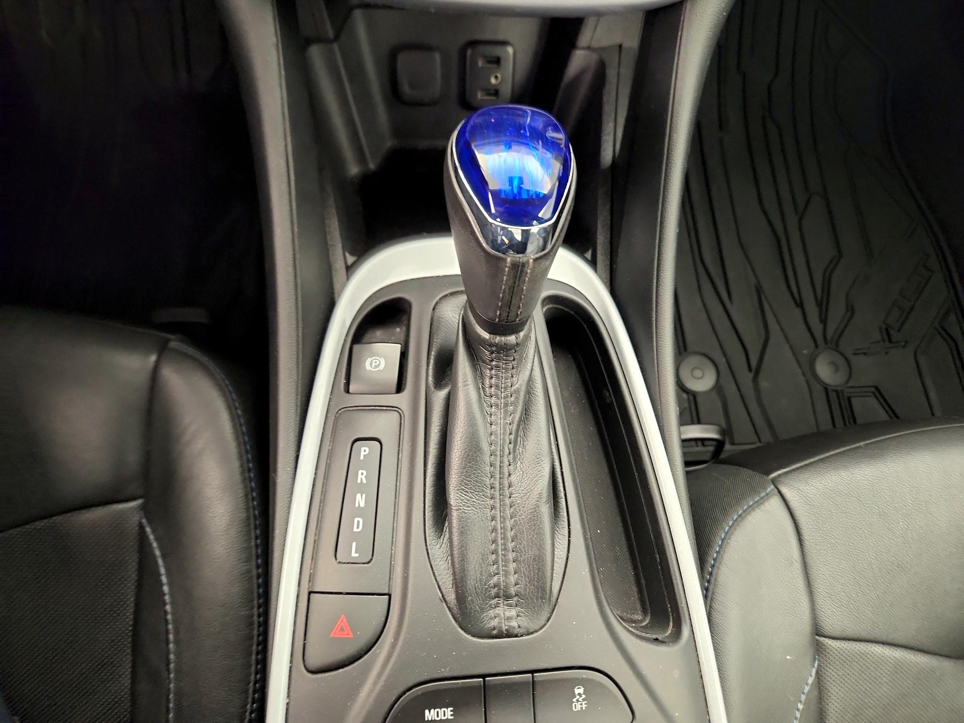 Thumbnail: 2017 Chevrolet Volt - 17