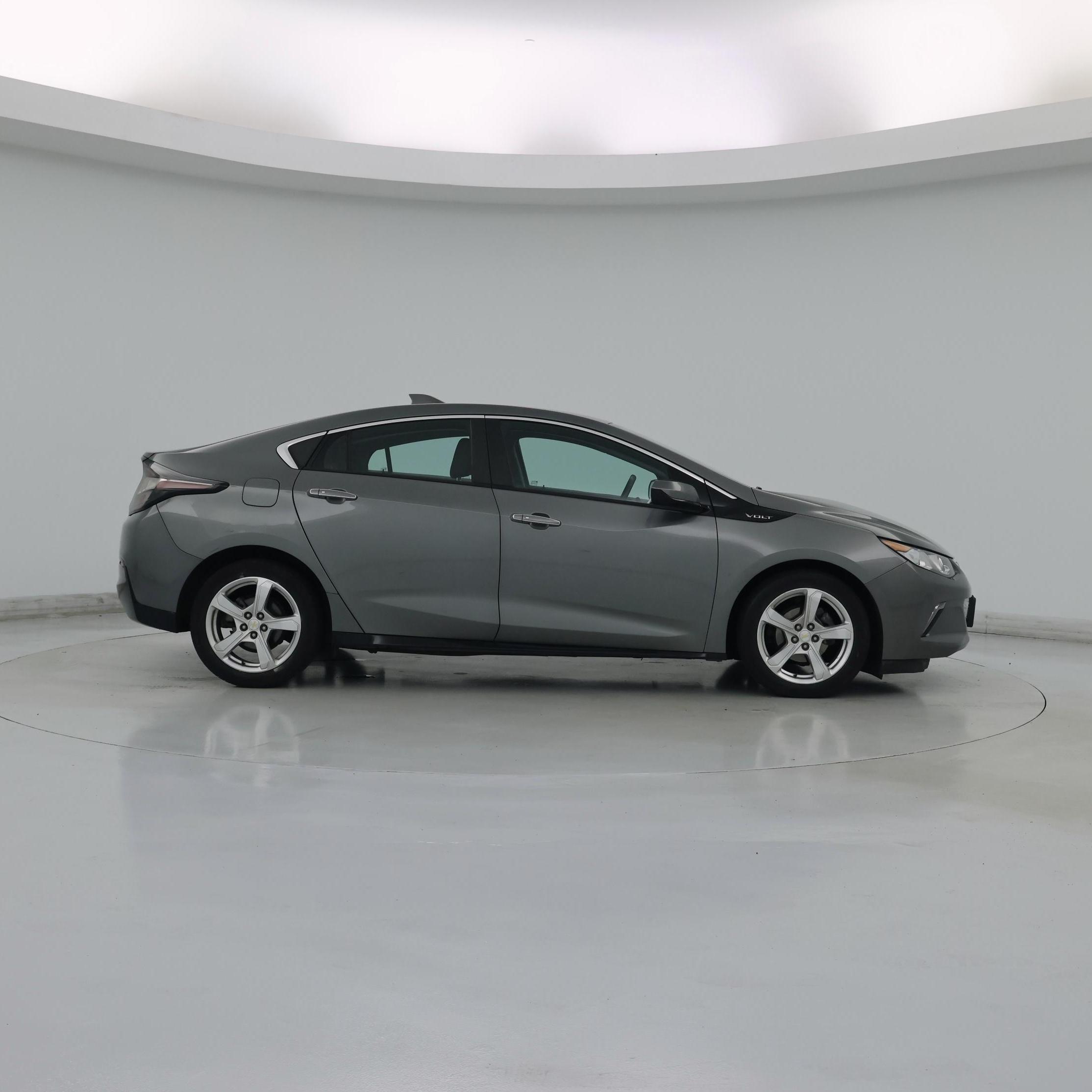 Thumbnail: 2017 Chevrolet Volt - 7