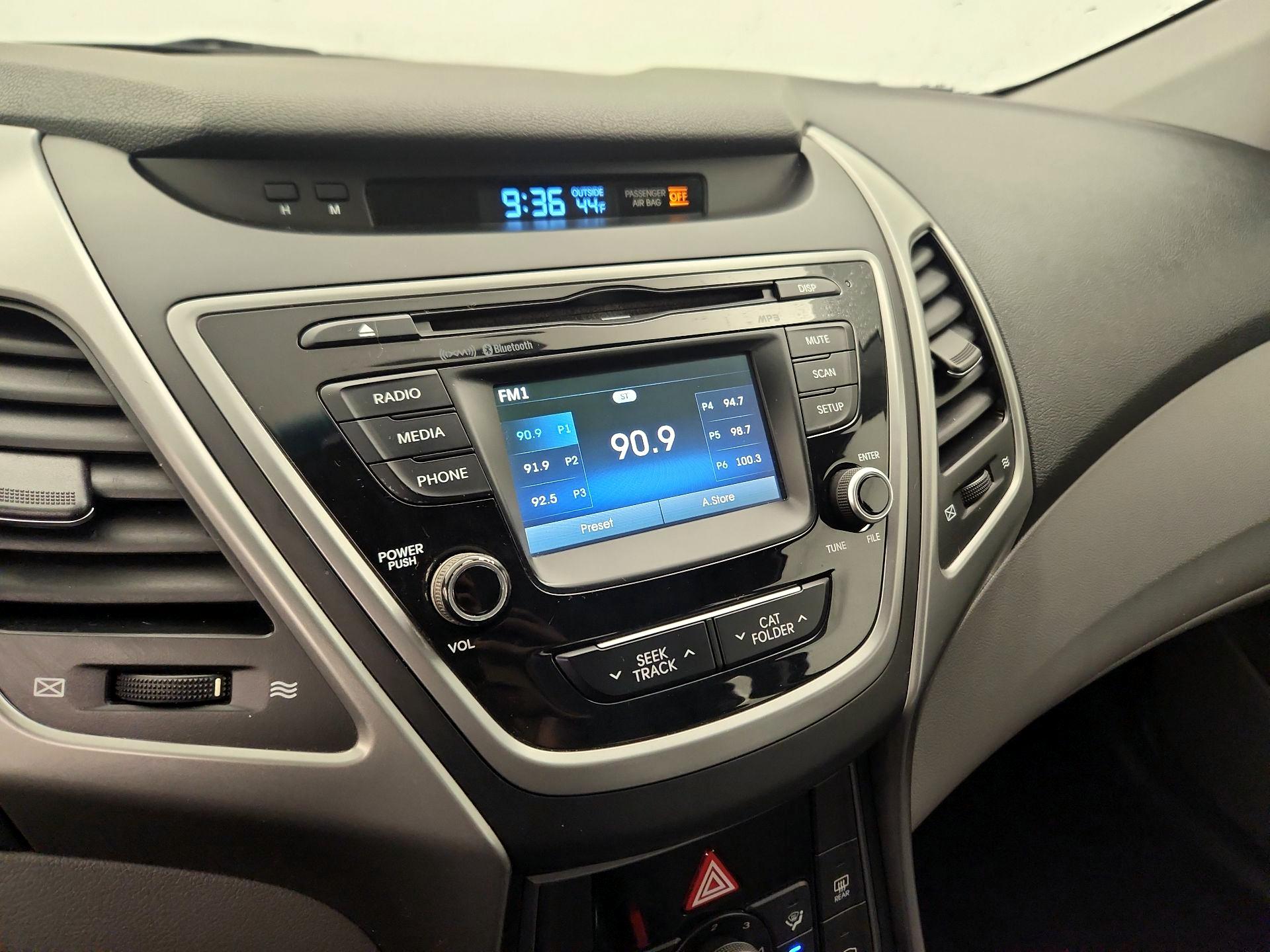 Thumbnail: 2014 Hyundai Elantra - 15