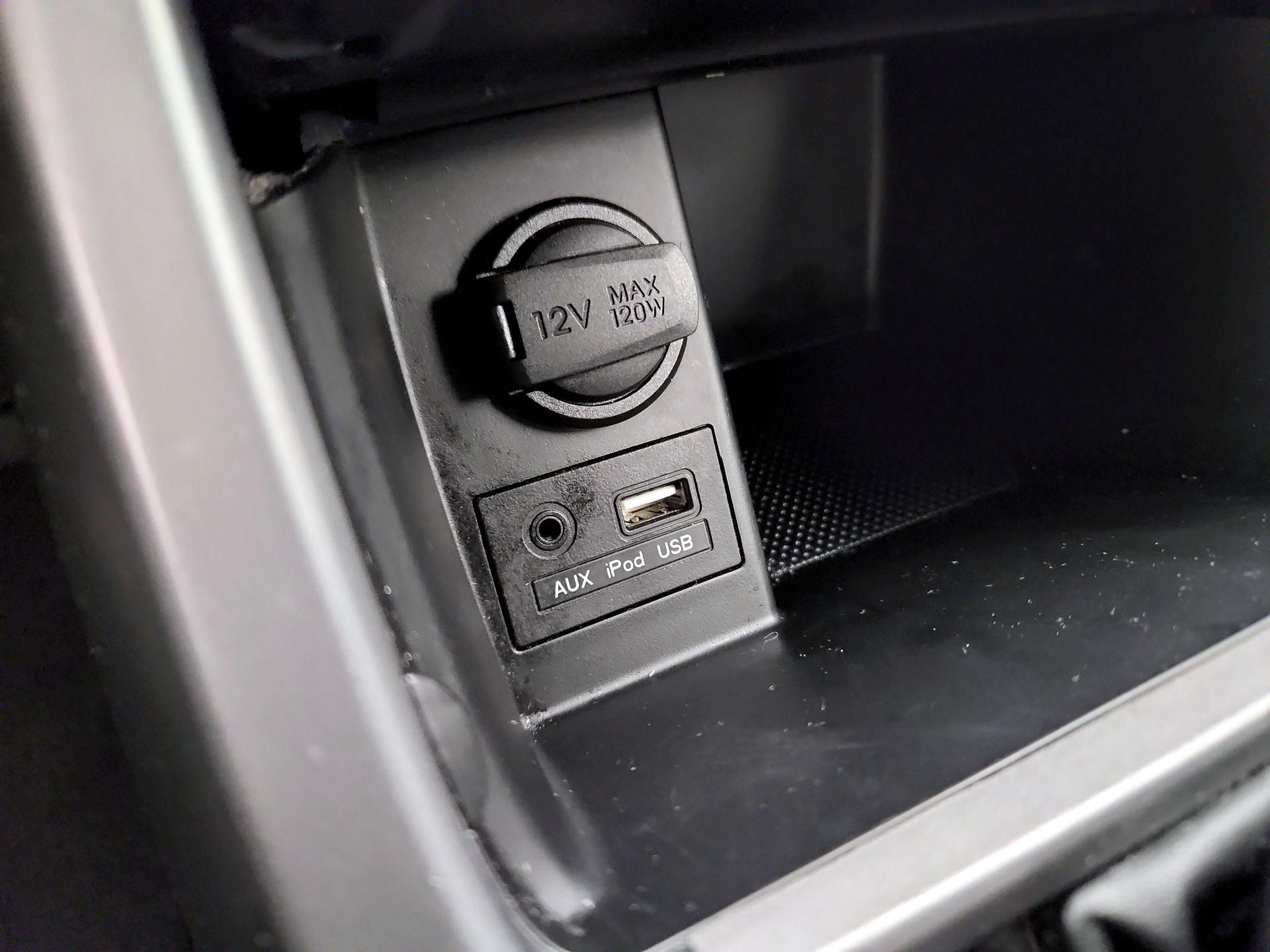 Thumbnail: 2014 Hyundai Elantra - 18