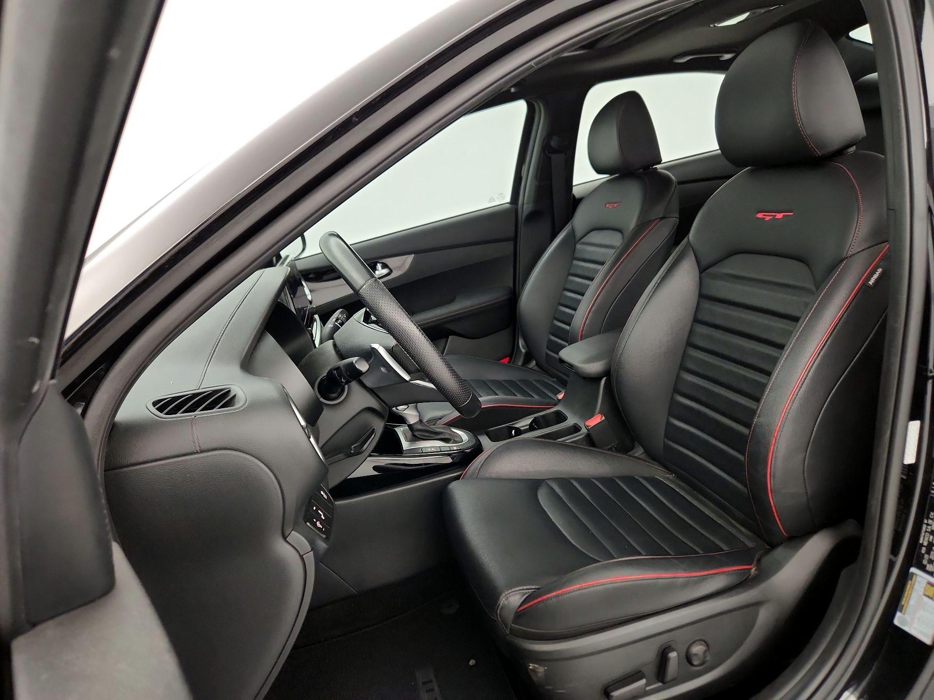 Thumbnail: 2023 Kia Forte - 11