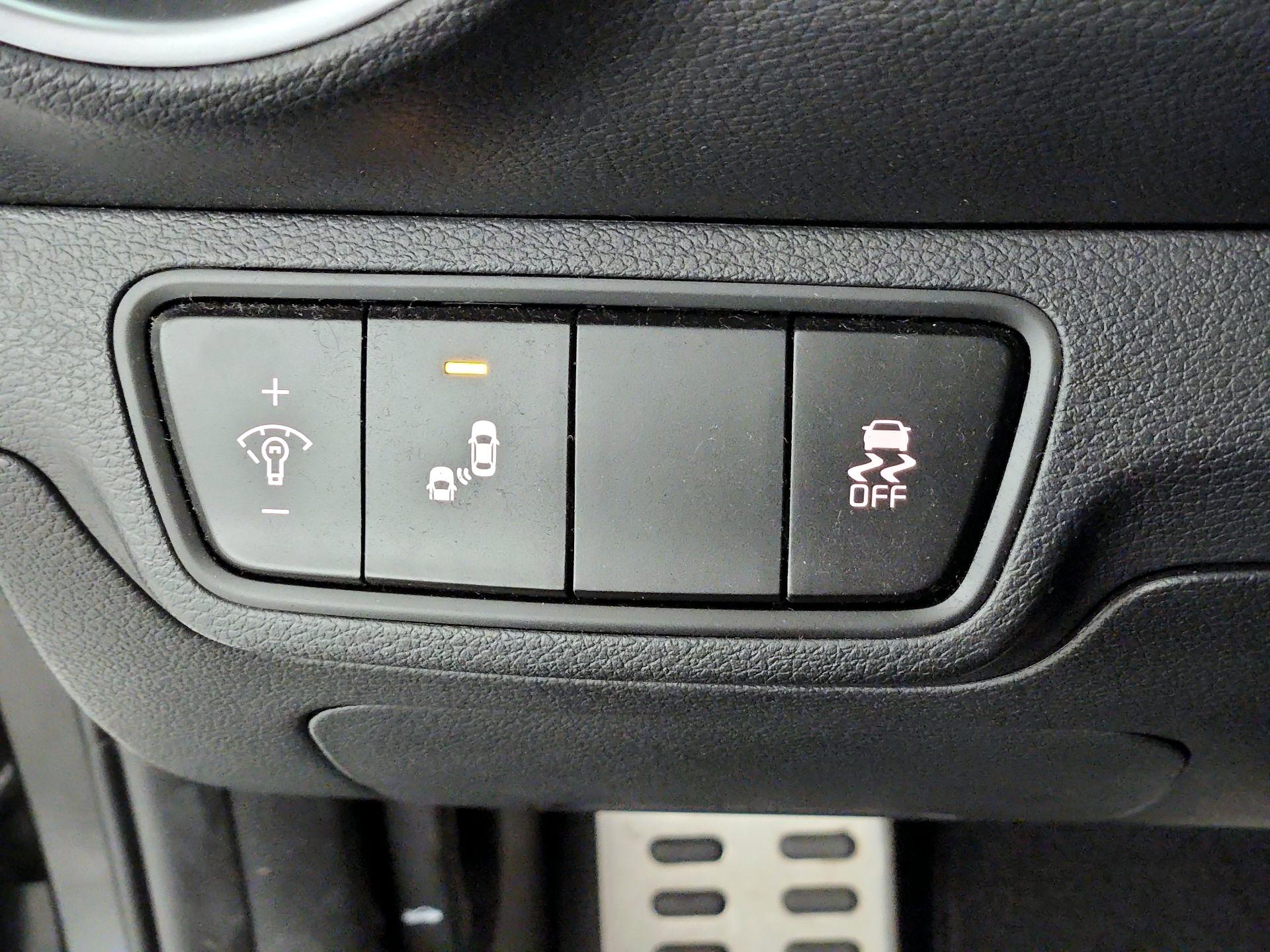 Thumbnail: 2023 Kia Forte - 13