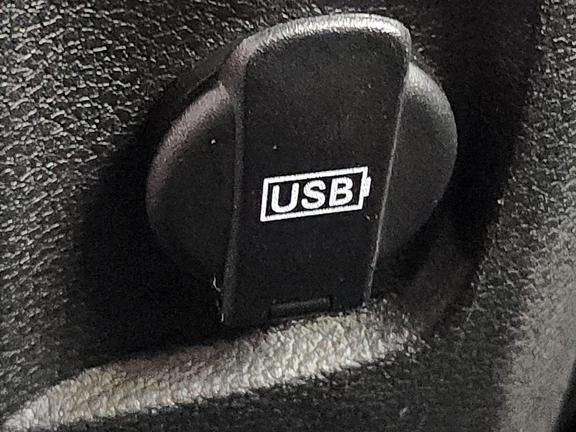Thumbnail: 2018 RAM 1500 - 18