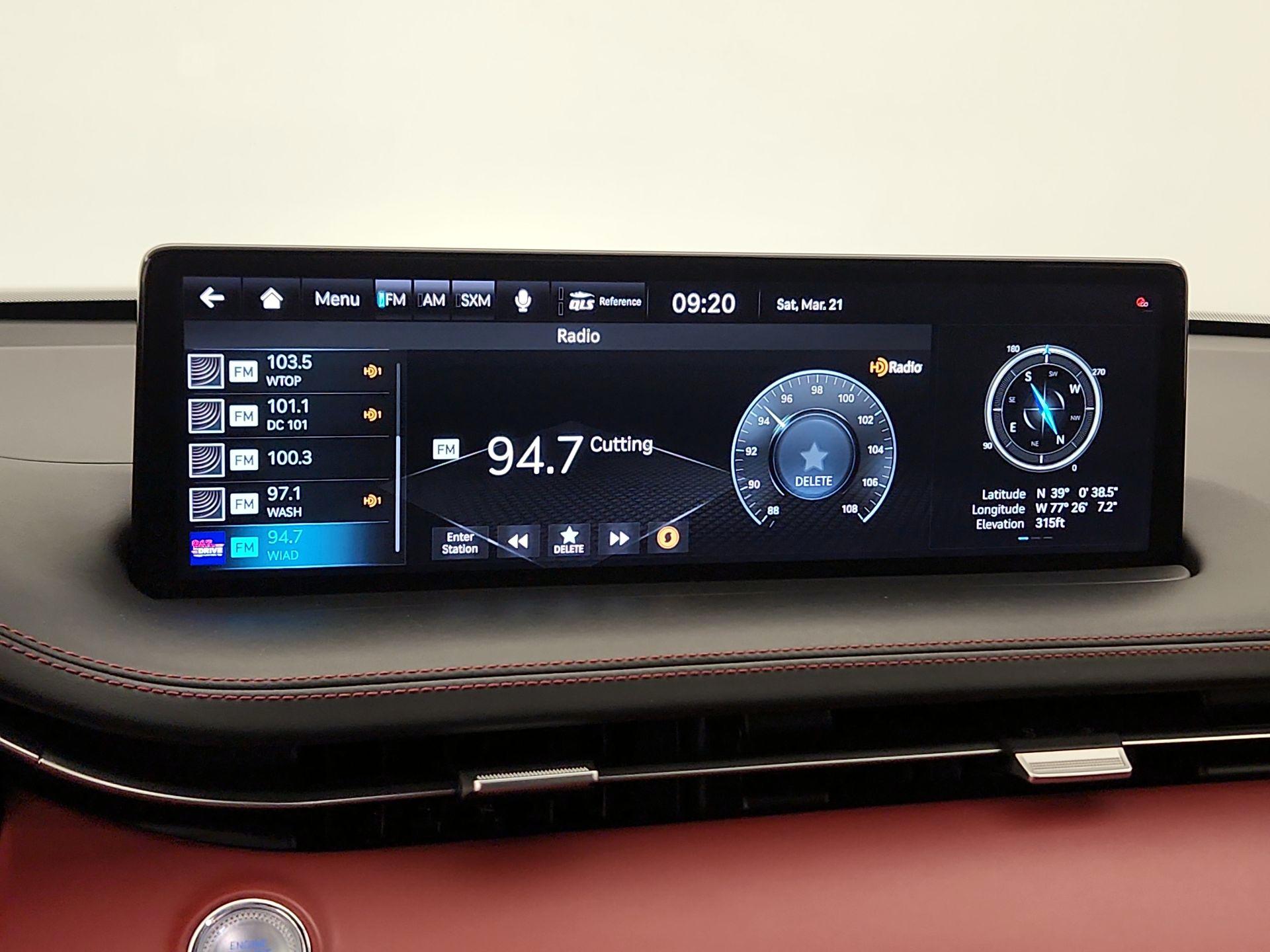 Thumbnail: 2022 Genesis GV70 - 16