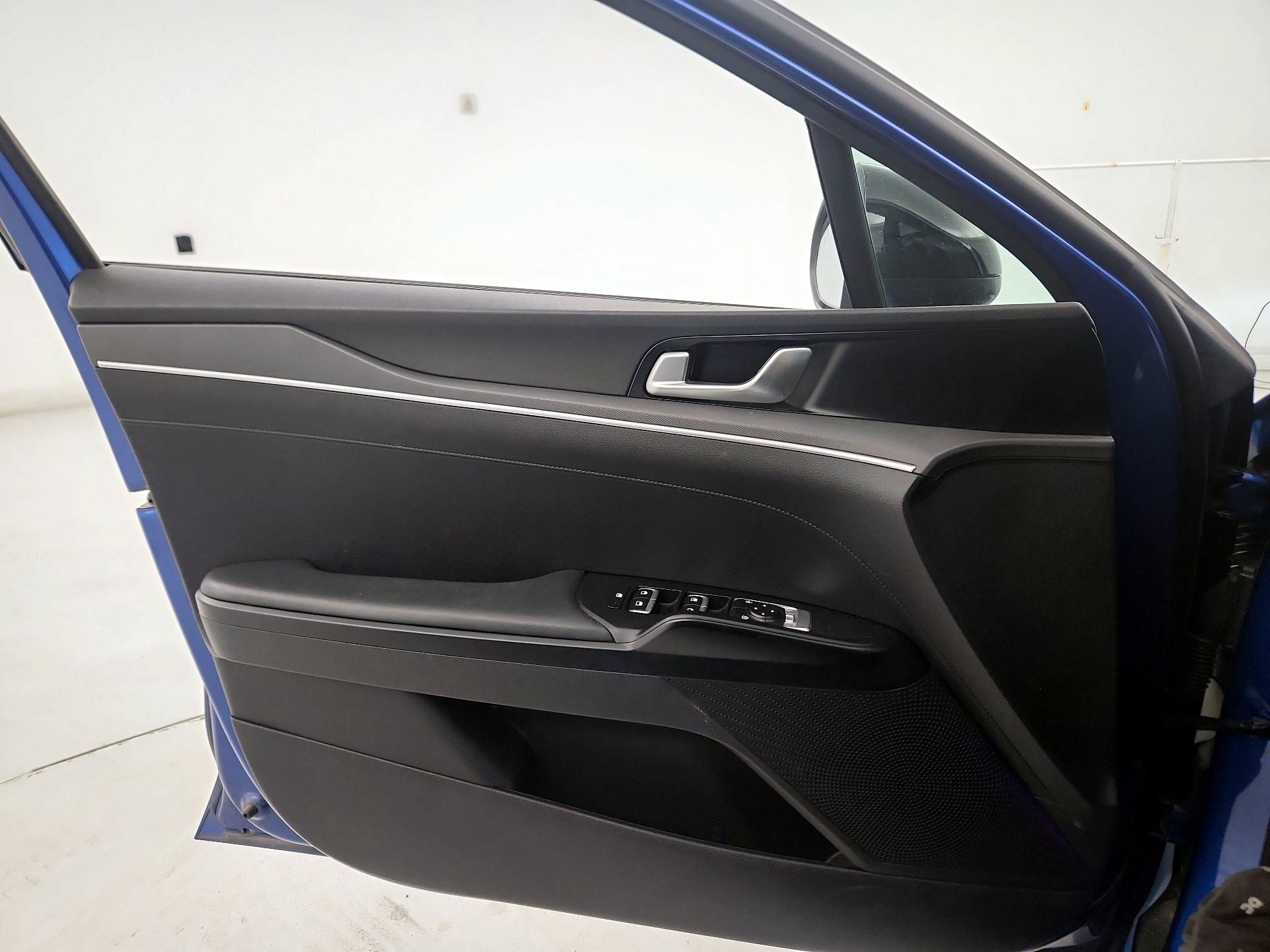 Thumbnail: 2022 Kia K5 - 12