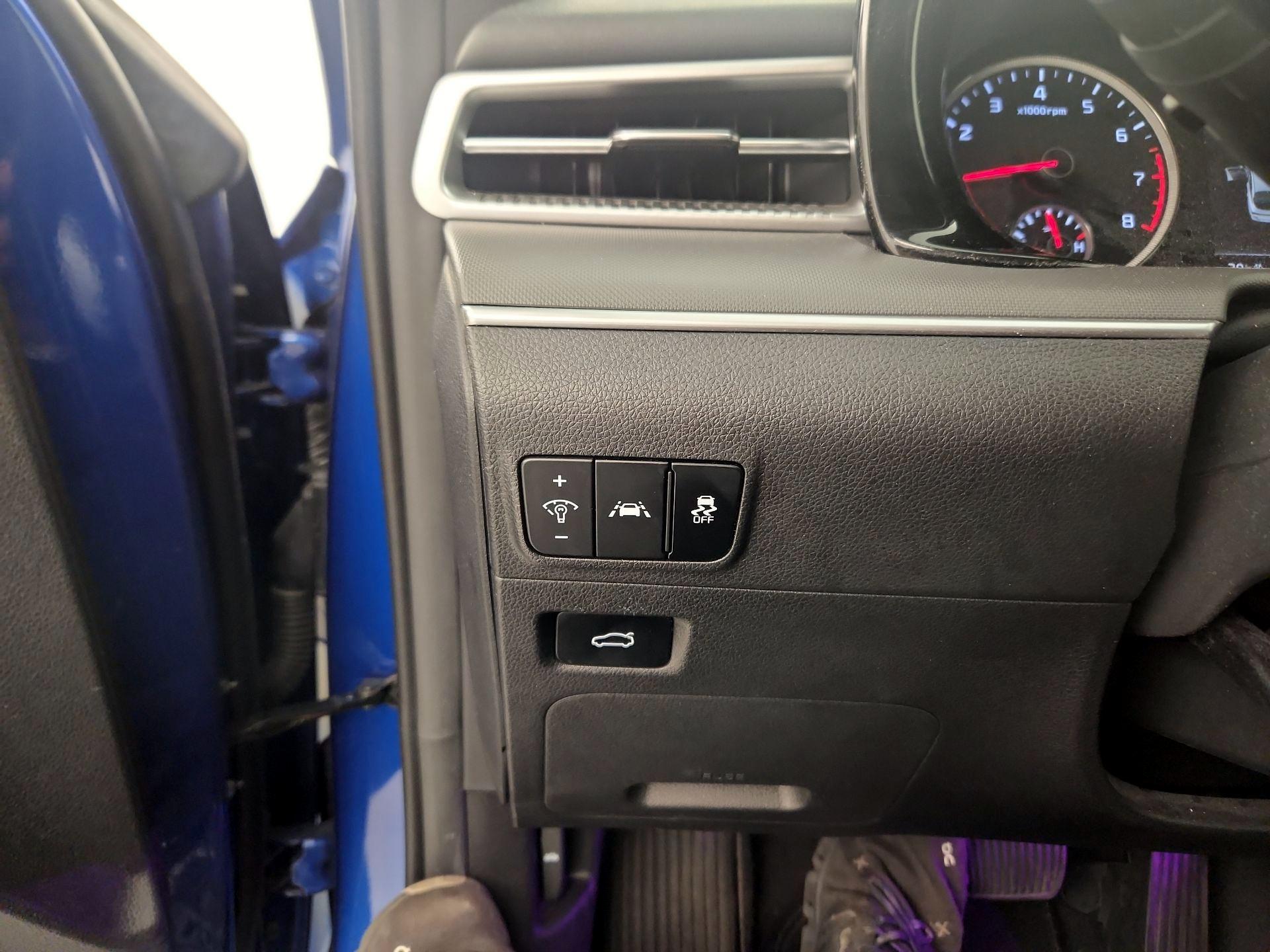 Thumbnail: 2022 Kia K5 - 13