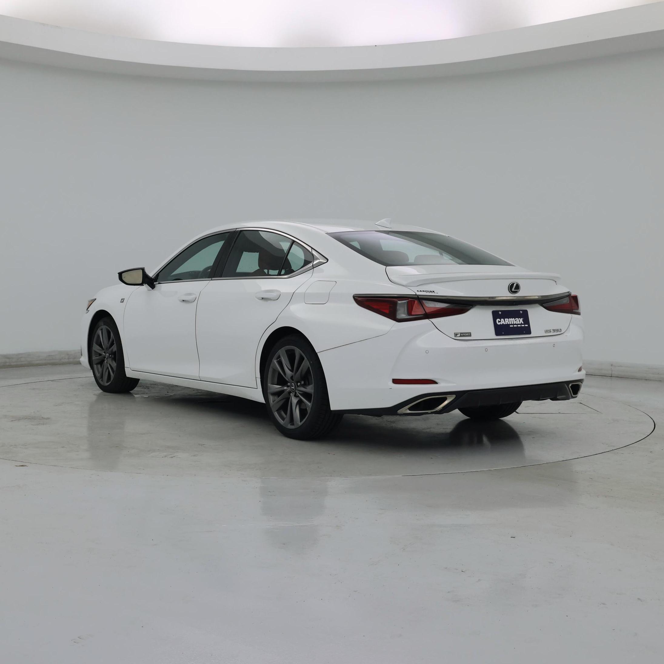 Thumbnail: 2019 Lexus ES - 2