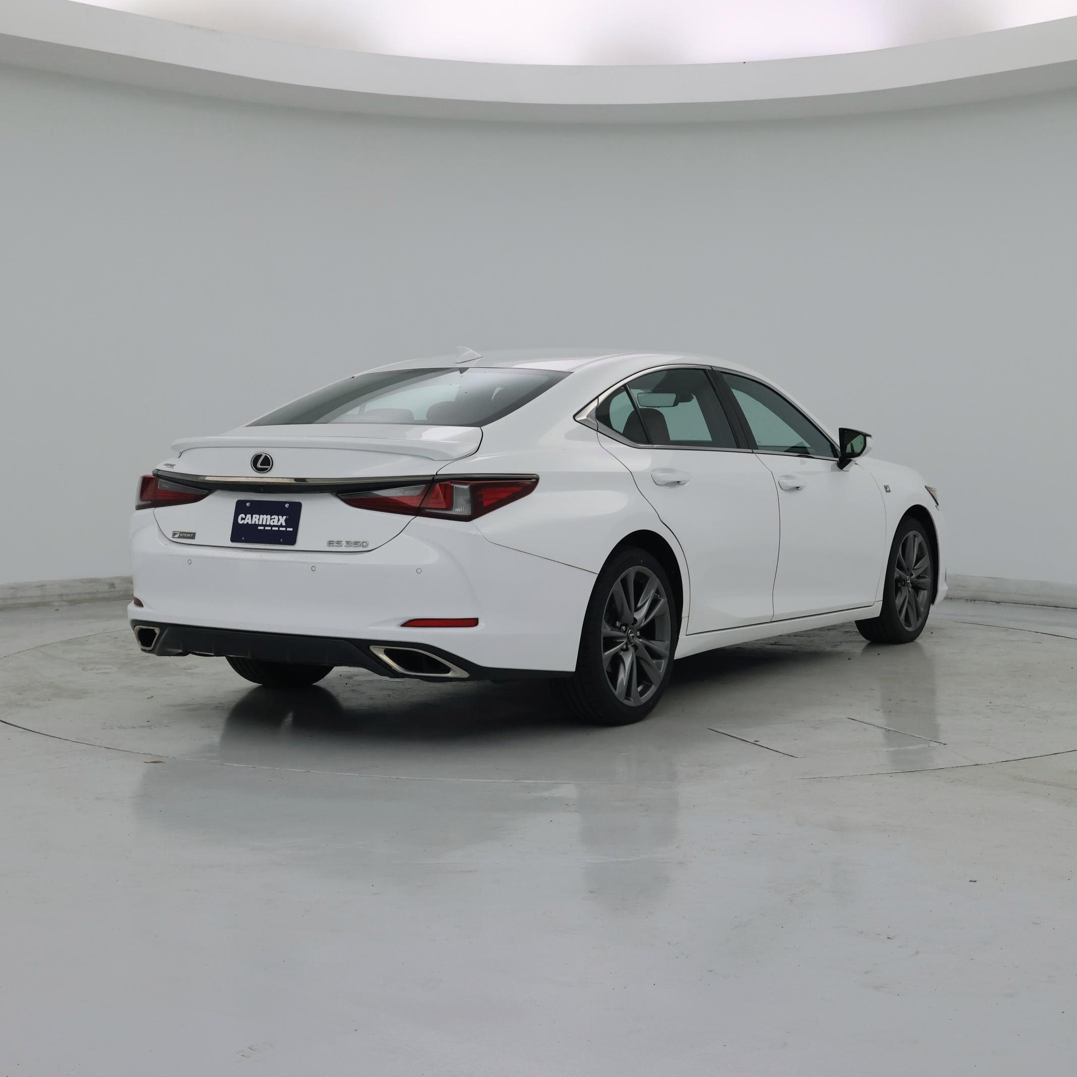 Thumbnail: 2019 Lexus ES - 8