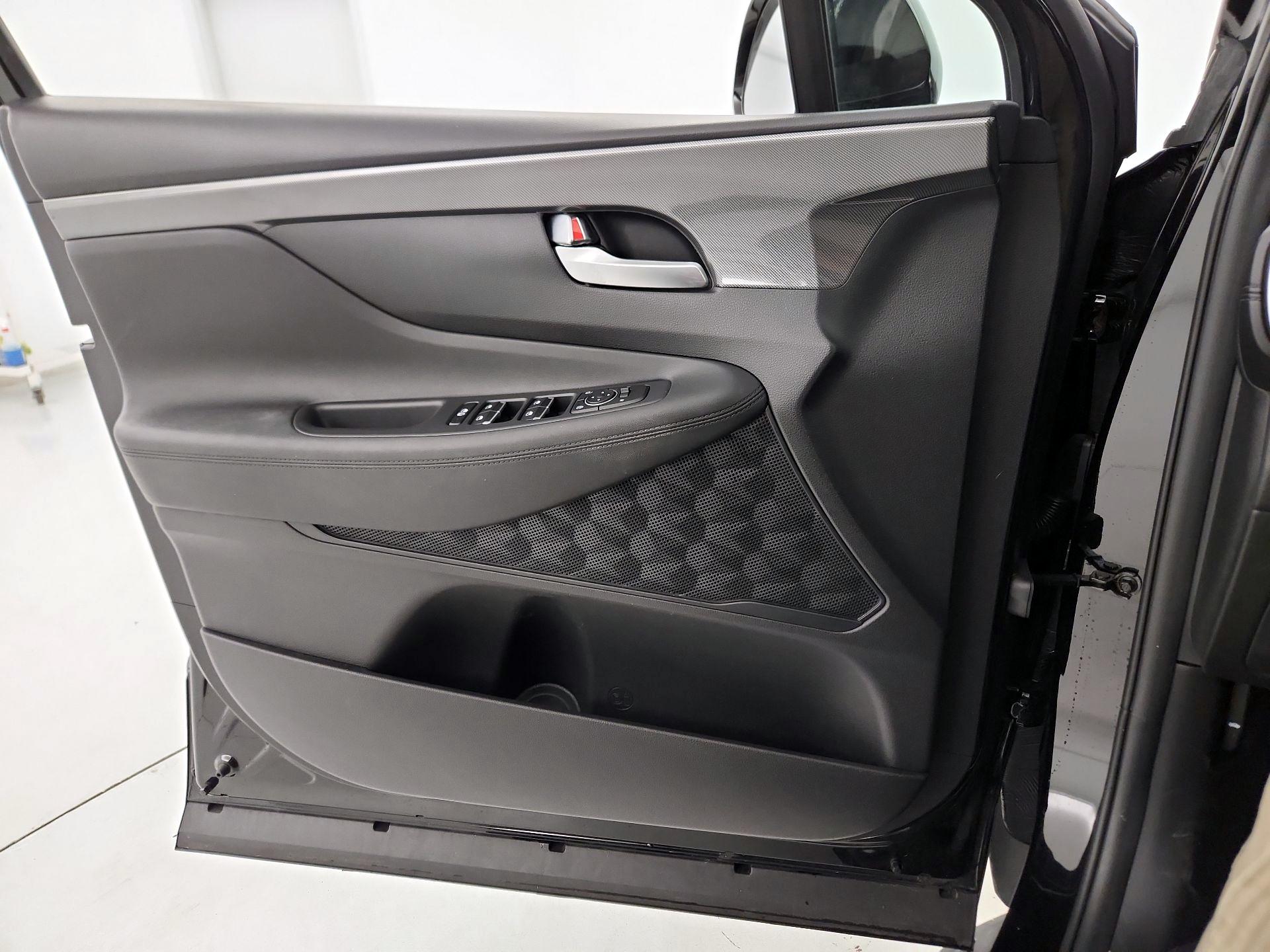 Thumbnail: 2023 Hyundai Santa Fe - 12