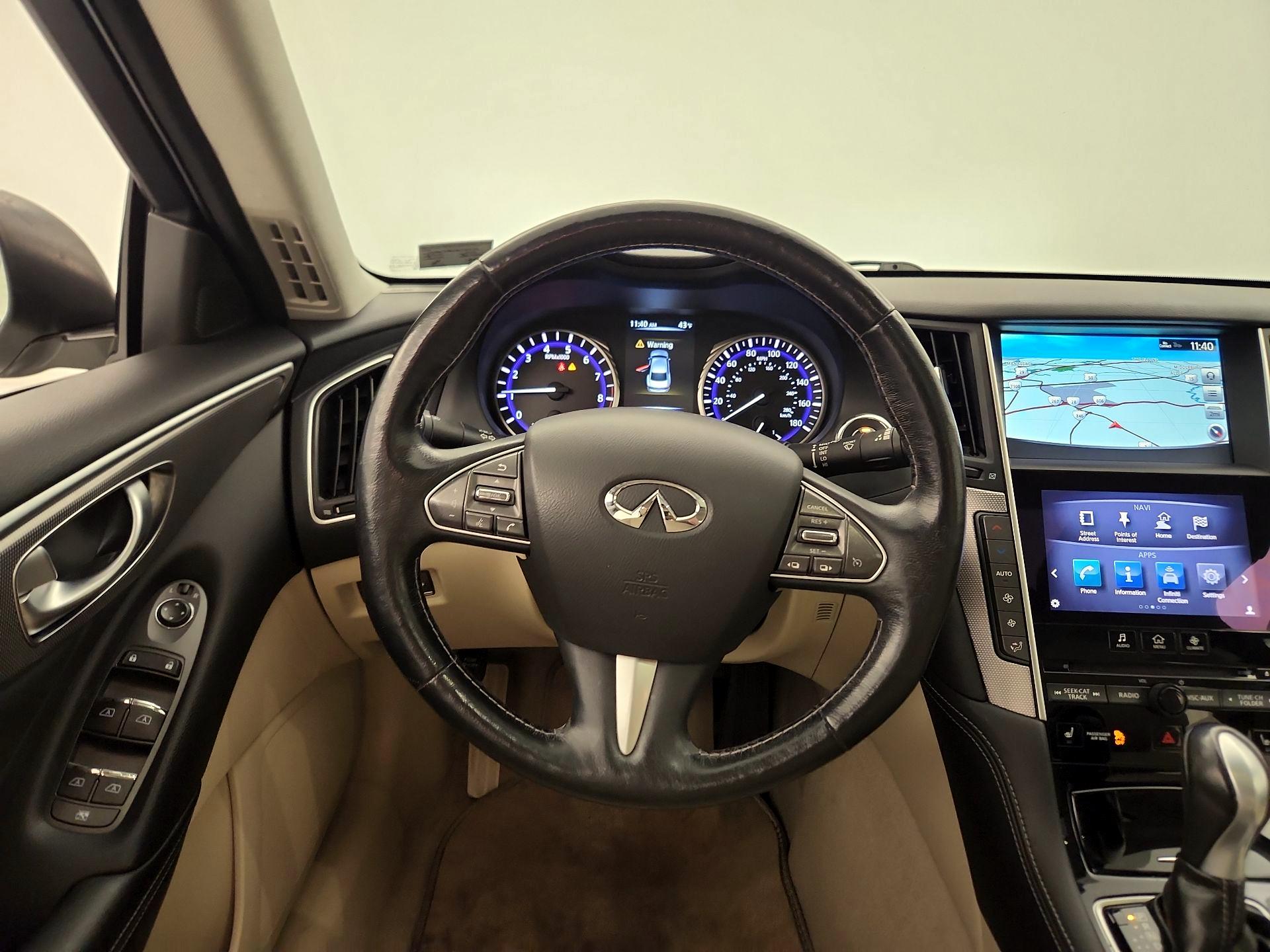 Thumbnail: 2014 INFINITI Q50 - 10