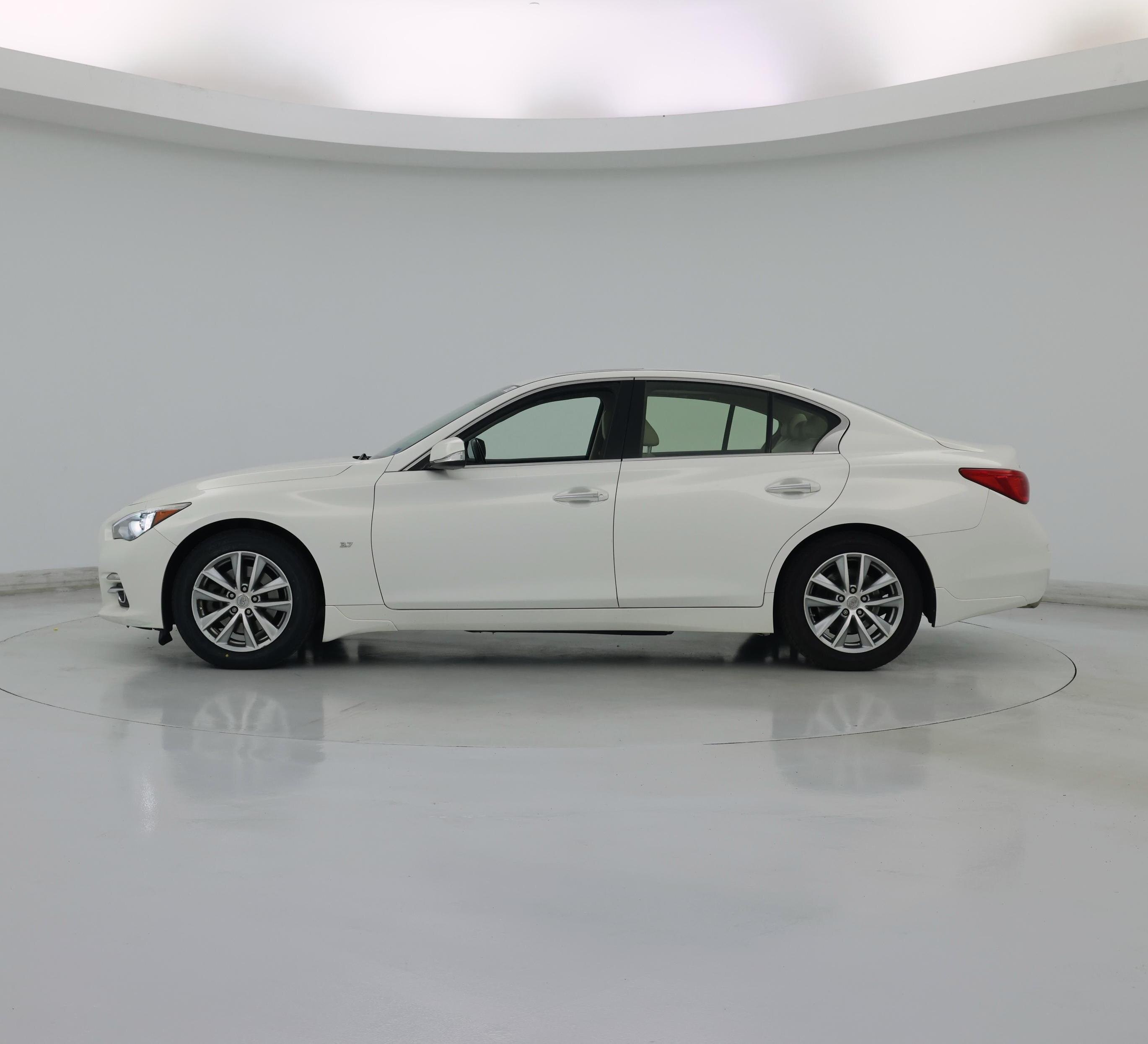 Thumbnail: 2014 INFINITI Q50 - 3