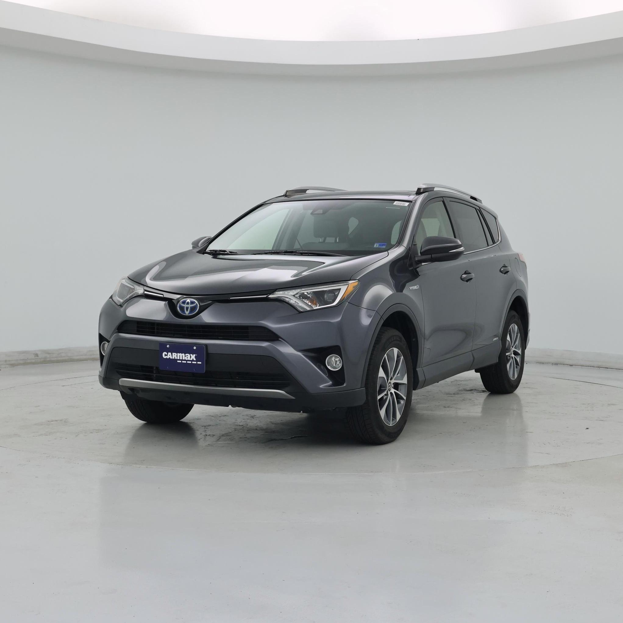 Thumbnail: 2018 Toyota RAV4 - 4
