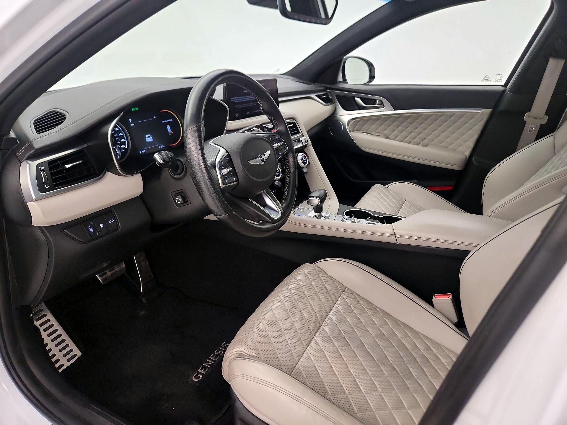 Thumbnail: 2022 Genesis G70 - 11