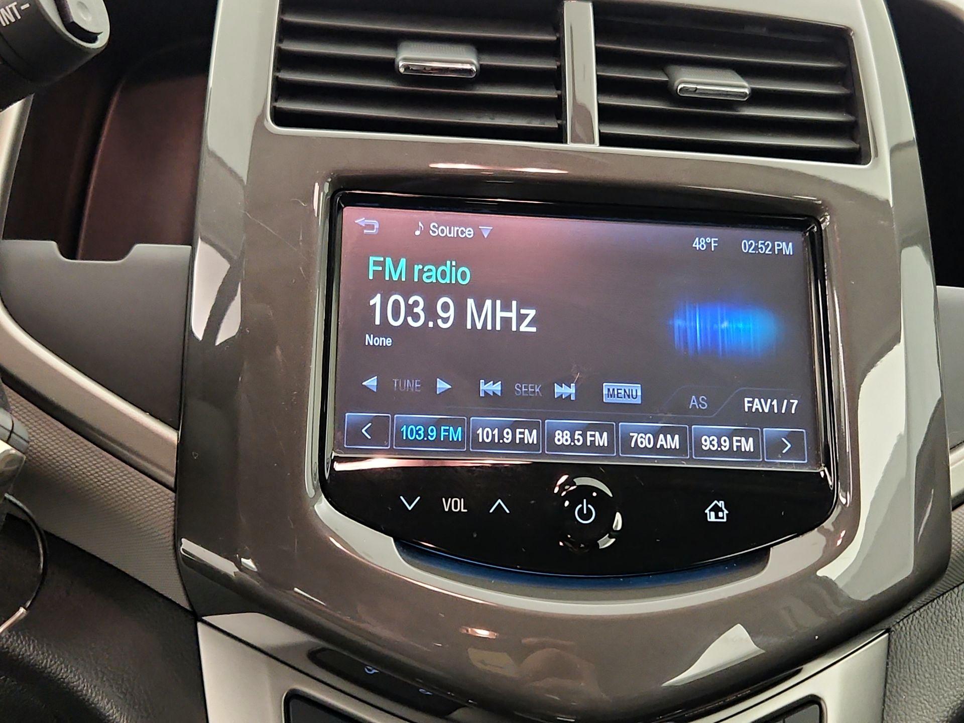 Thumbnail: 2016 Chevrolet Sonic - 15