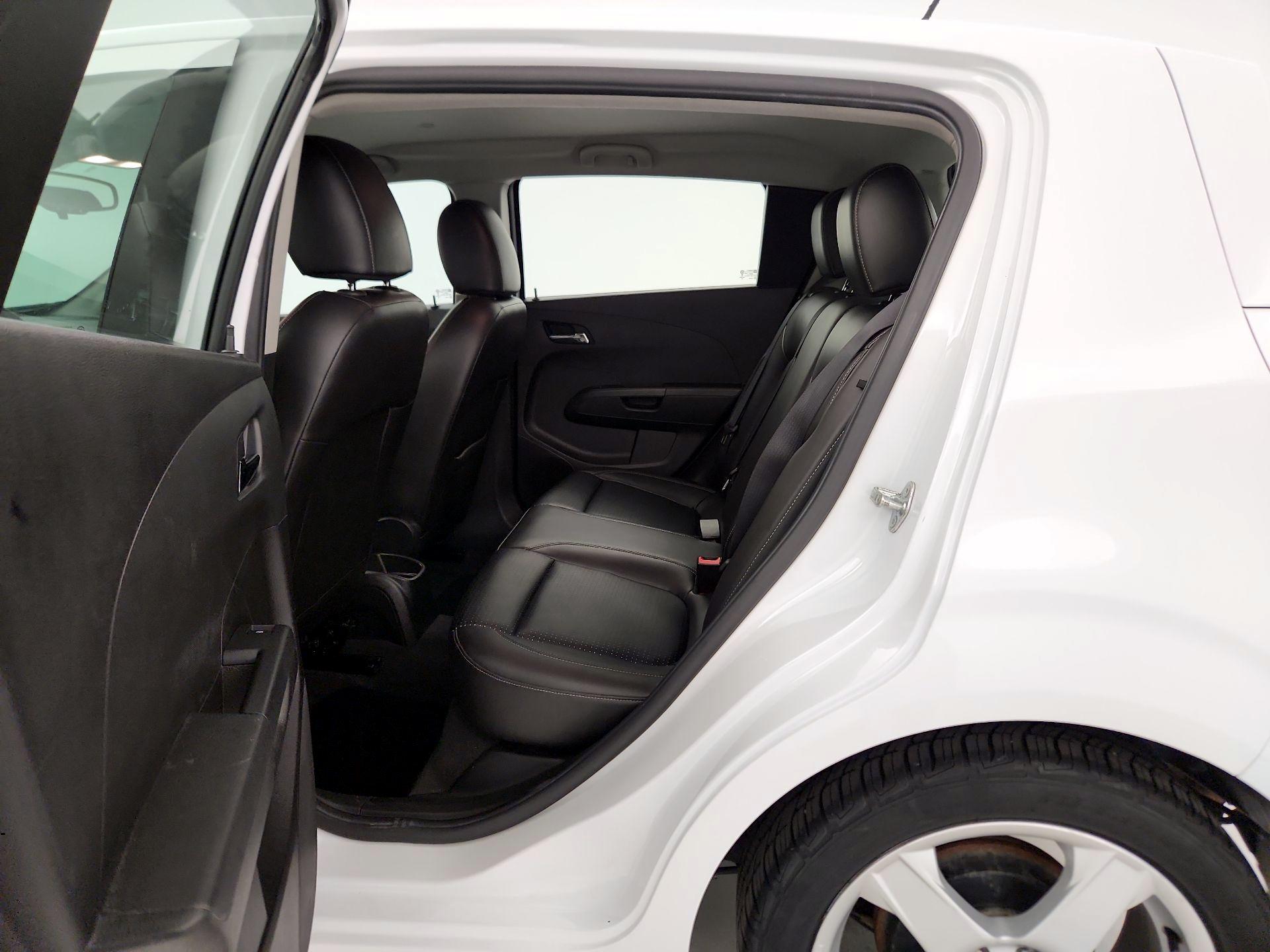 Thumbnail: 2016 Chevrolet Sonic - 19