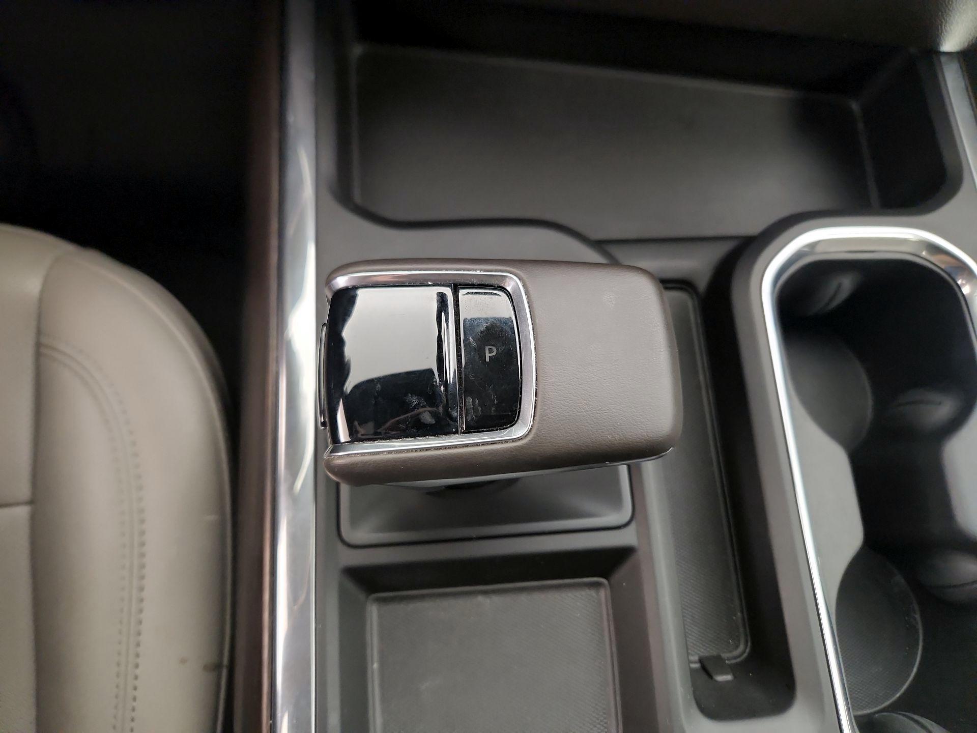 Thumbnail: 2023 GMC Sierra 1500 - 17