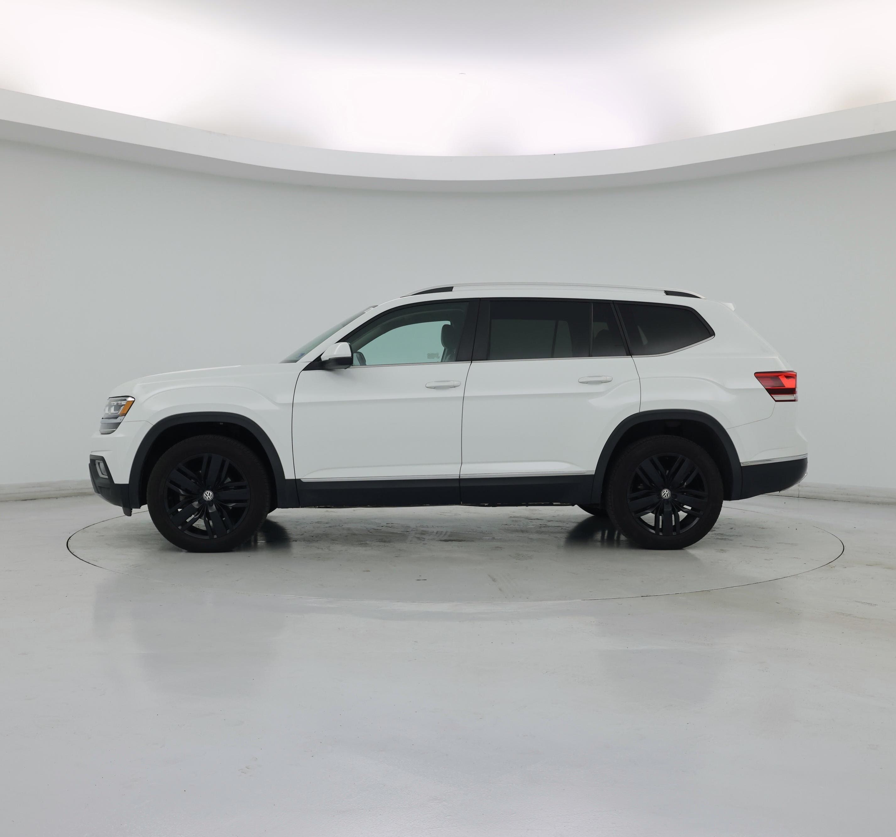 Thumbnail: 2018 Volkswagen Atlas - 3