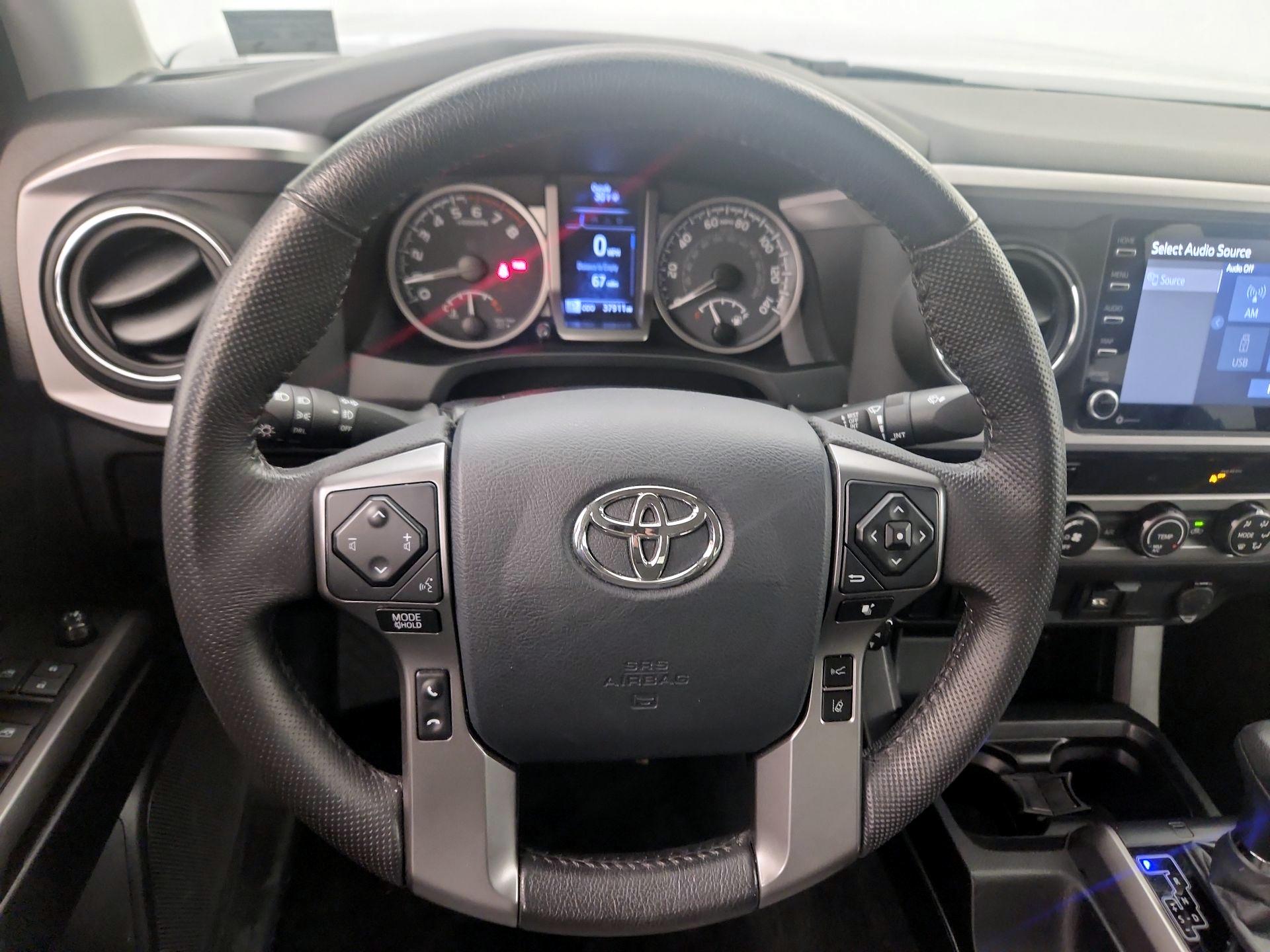 Thumbnail: 2020 Toyota Tacoma - 10