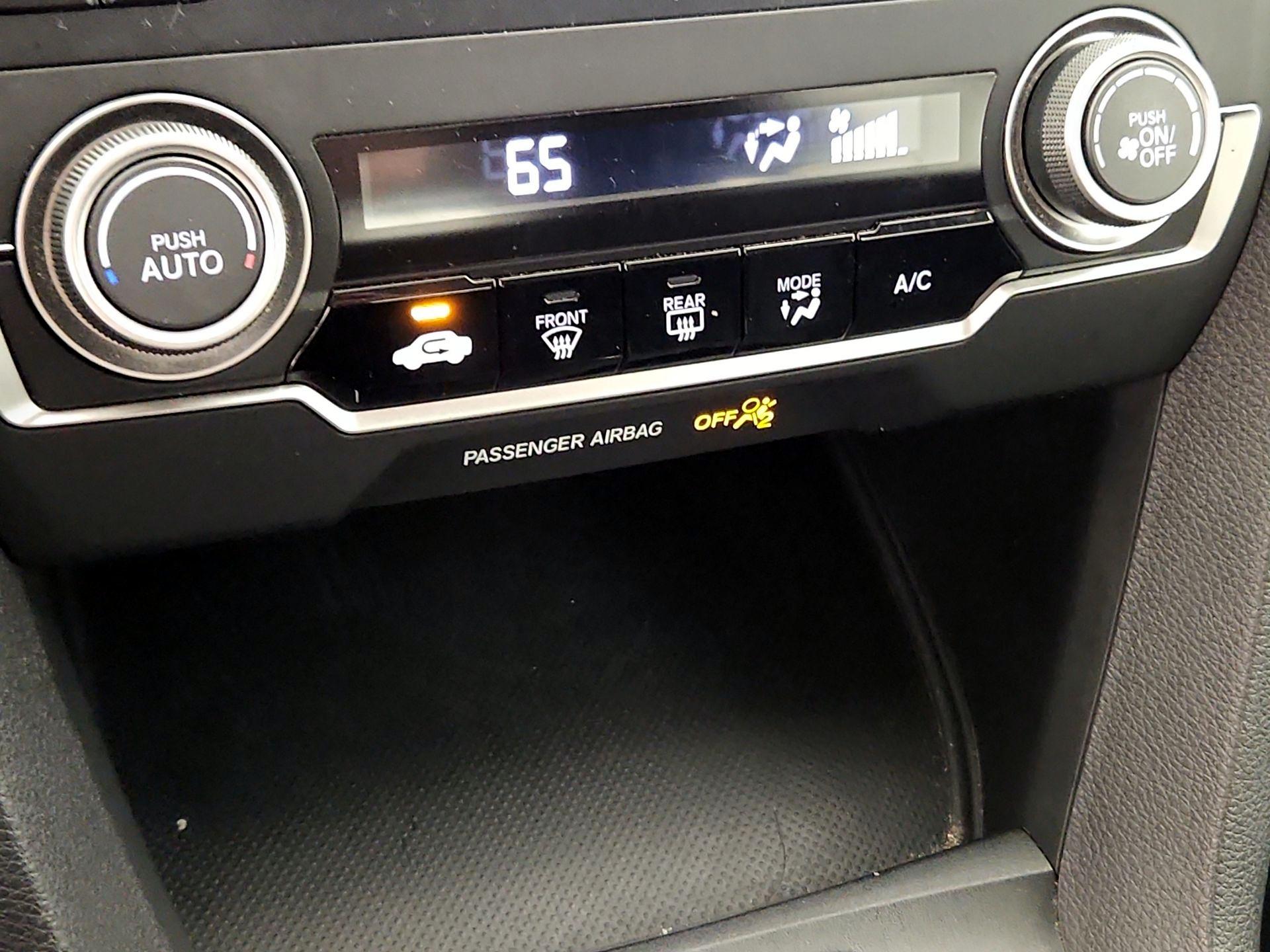 Thumbnail: 2016 Honda Civic - 16