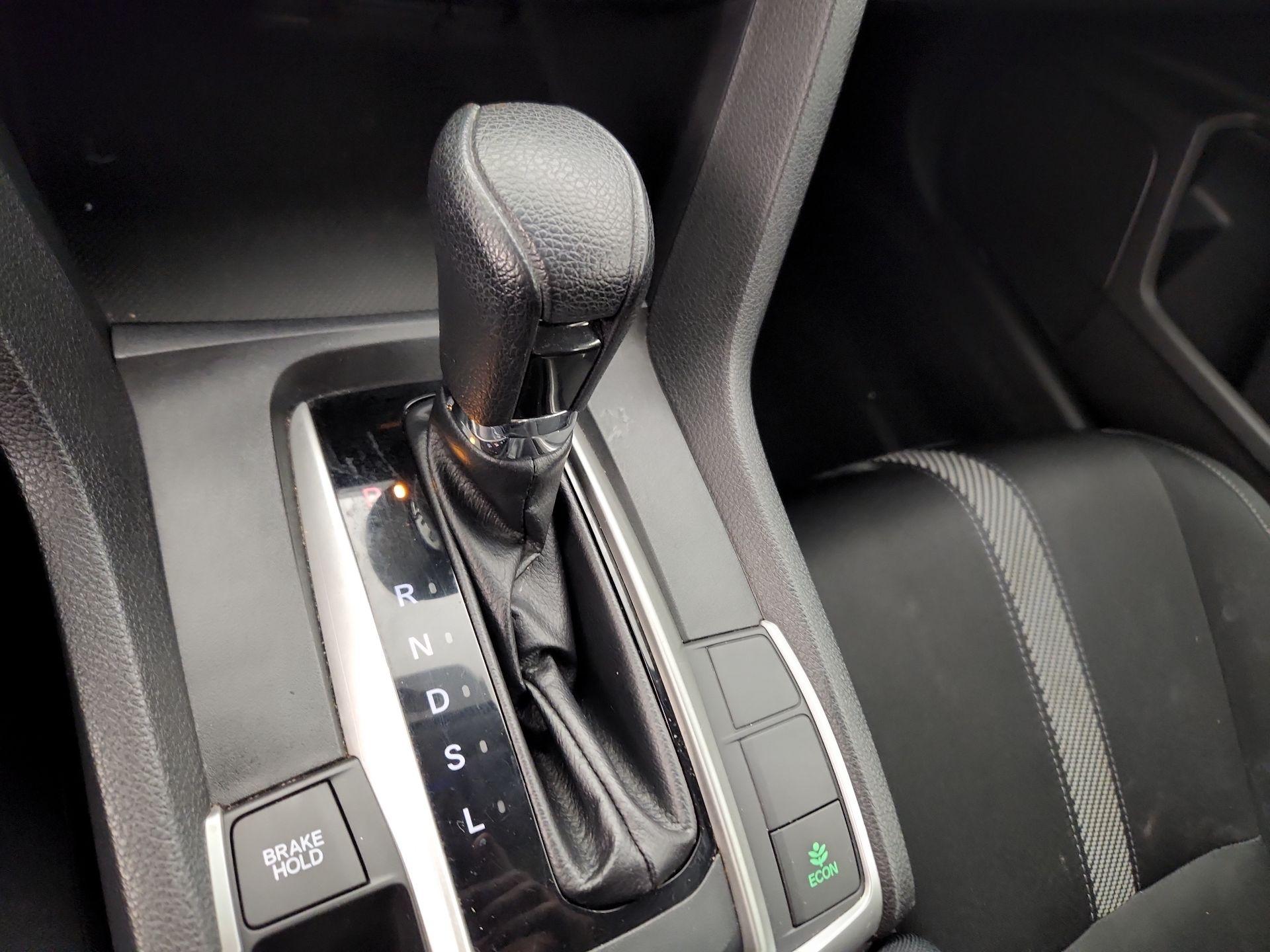 Thumbnail: 2016 Honda Civic - 17