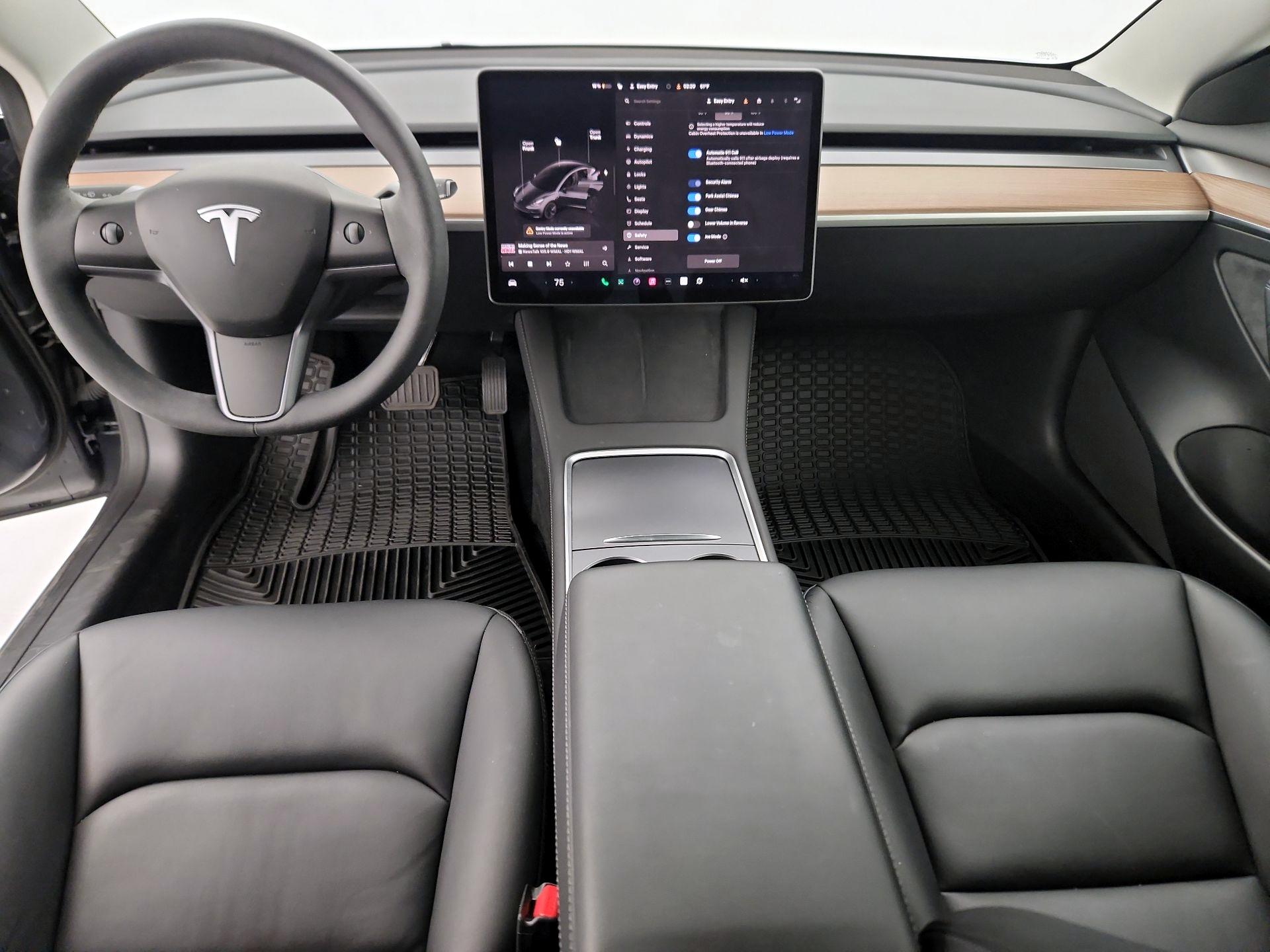 Thumbnail: 2023 Tesla Model 3 - 9