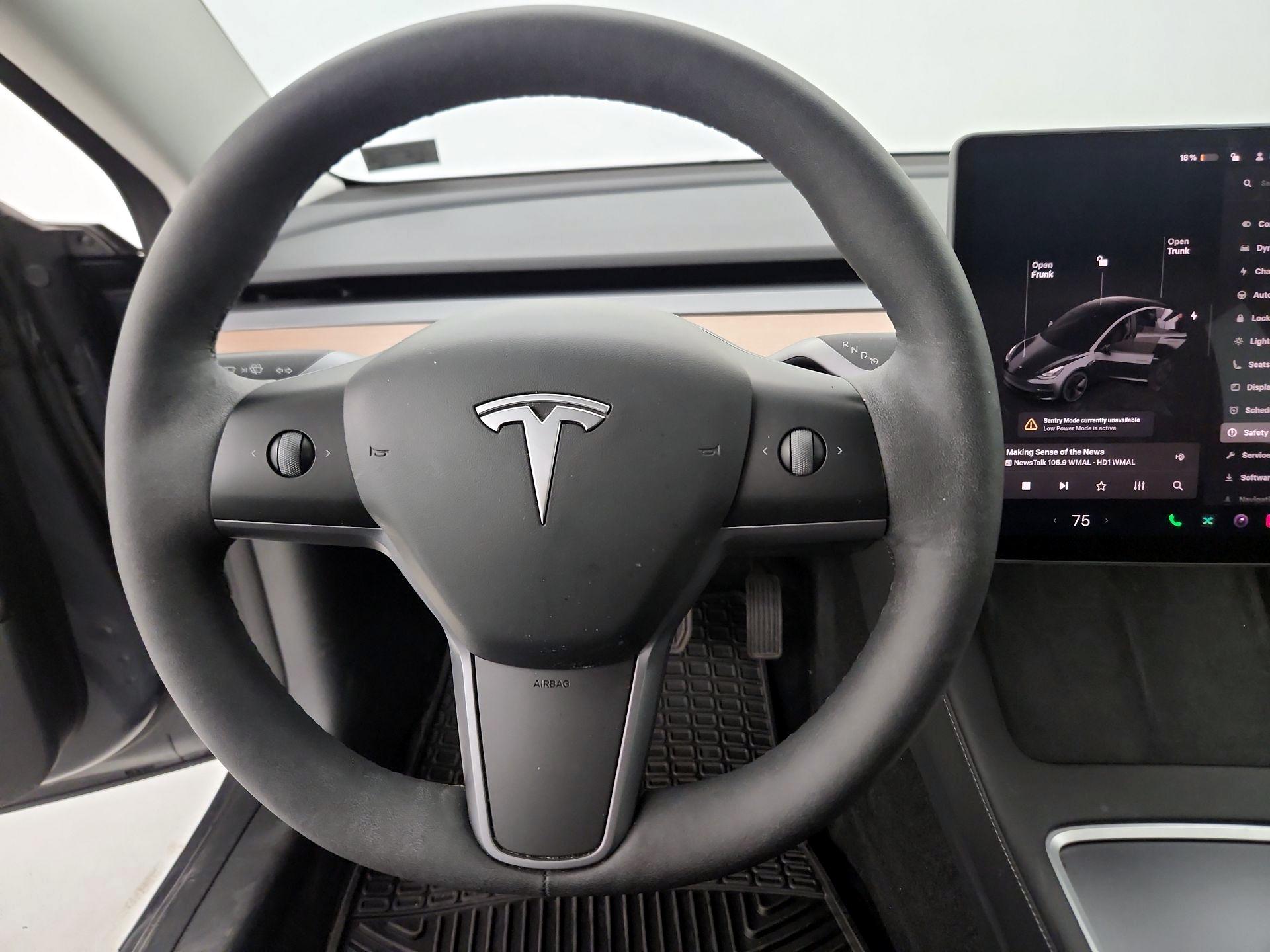 Thumbnail: 2023 Tesla Model 3 - 10