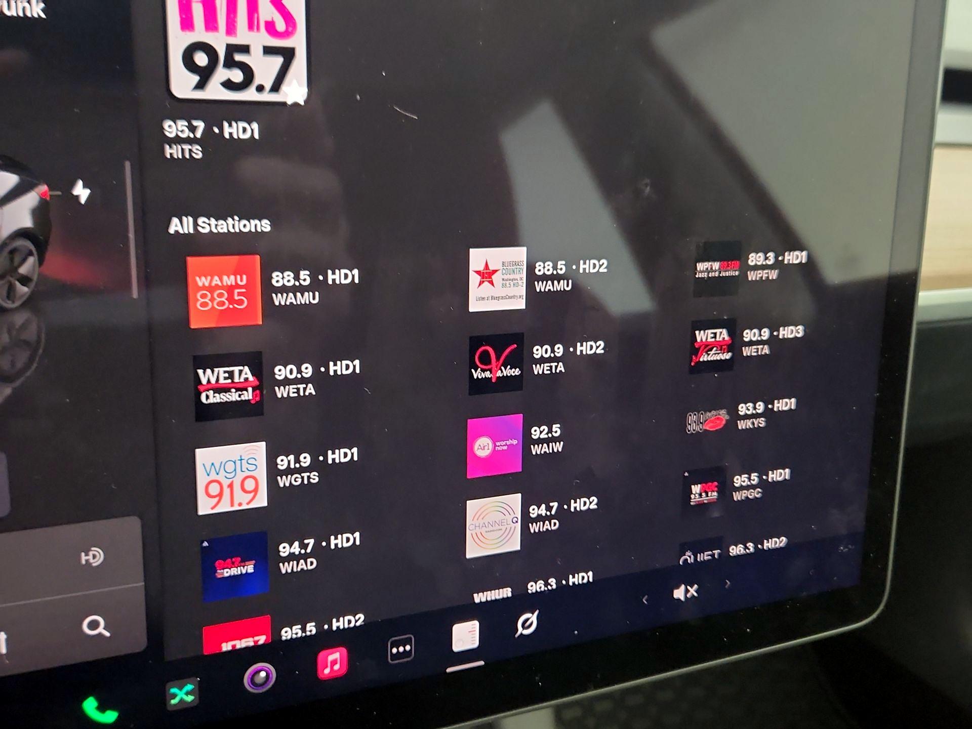 Thumbnail: 2023 Tesla Model 3 - 15