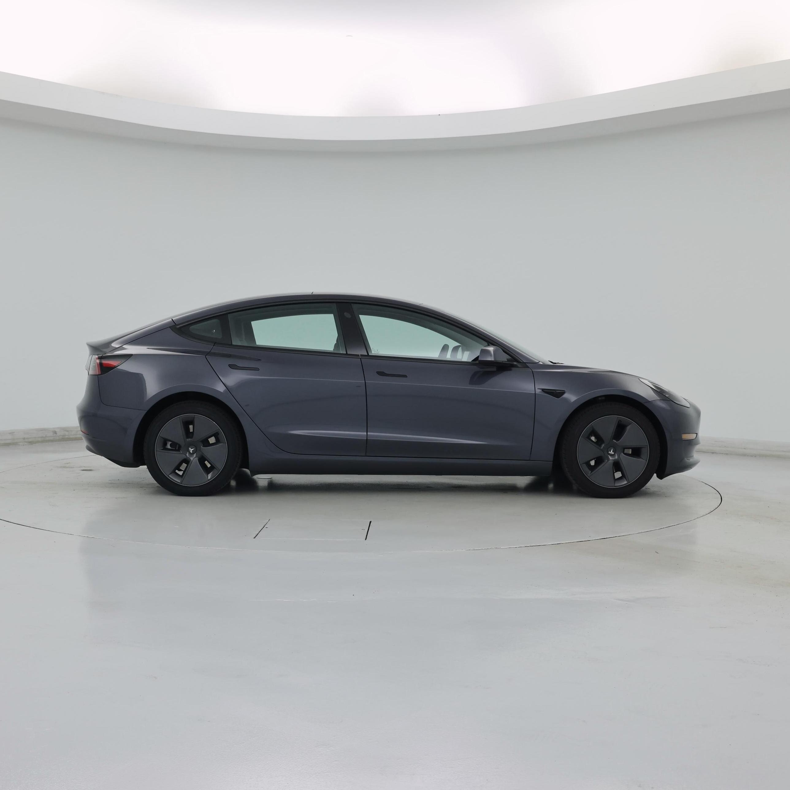 Thumbnail: 2023 Tesla Model 3 - 7