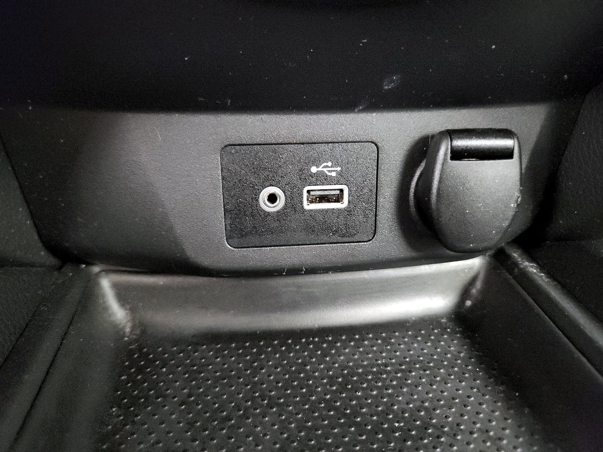 Thumbnail: 2018 Nissan Rogue - 18