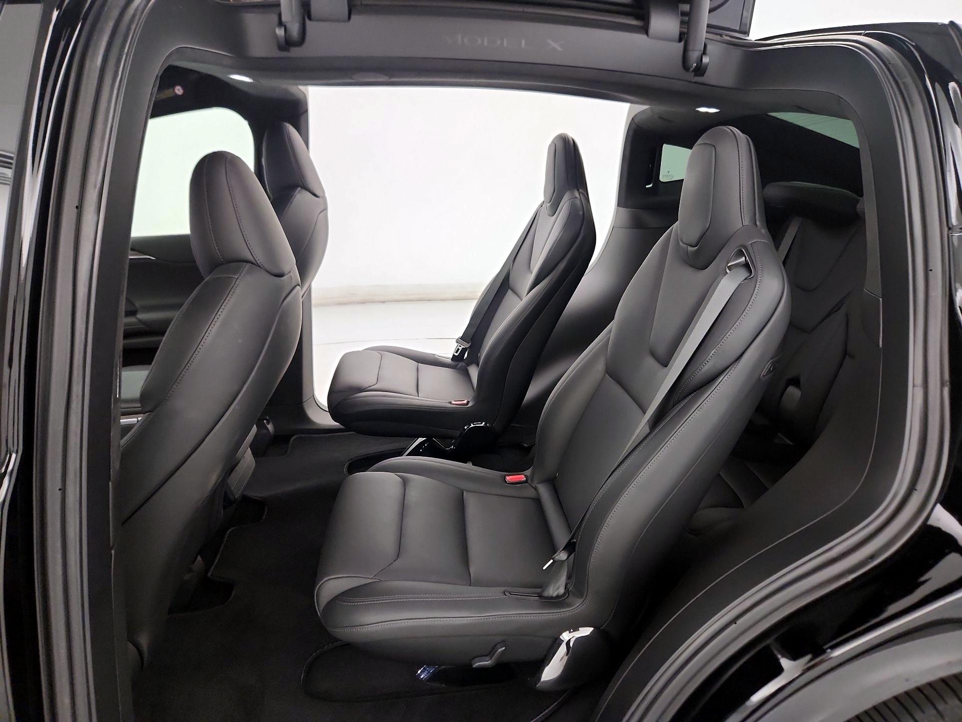 Thumbnail: 2022 Tesla Model X - 19