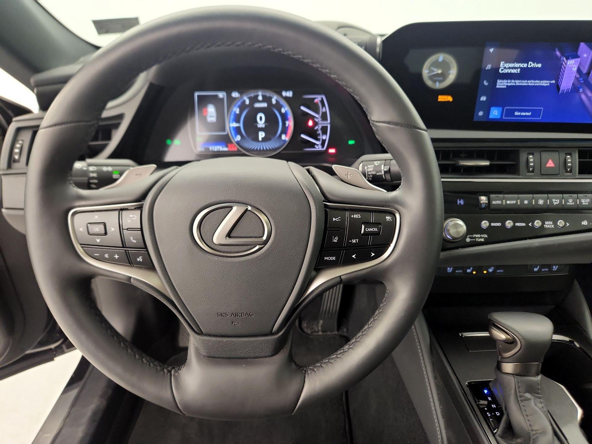 Thumbnail: 2024 Lexus ES - 10