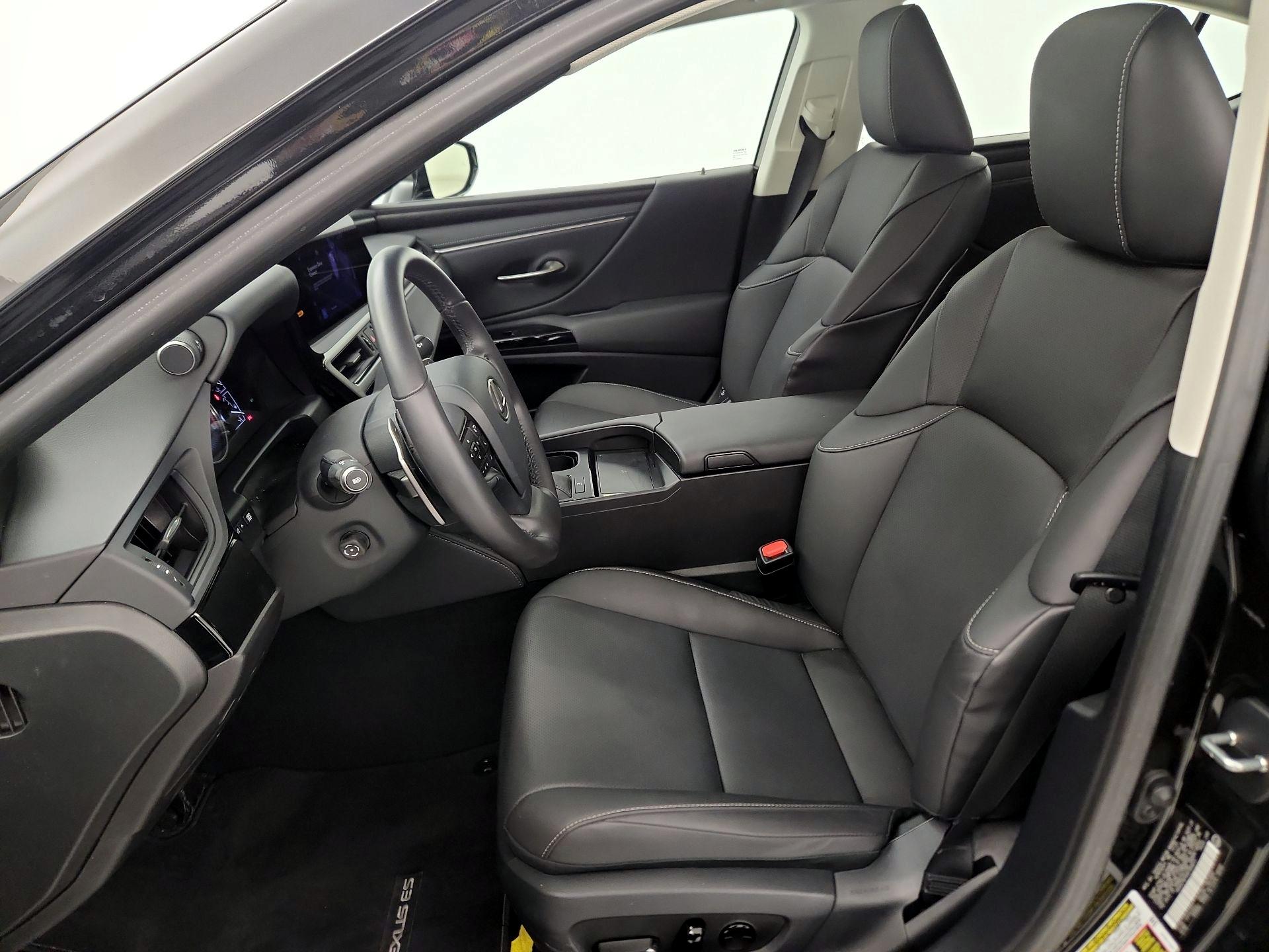 Thumbnail: 2024 Lexus ES - 11