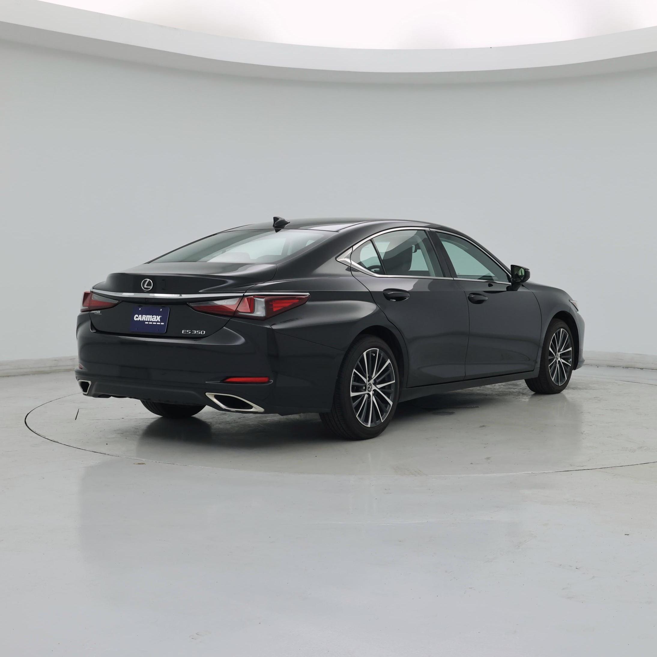 Thumbnail: 2024 Lexus ES - 8