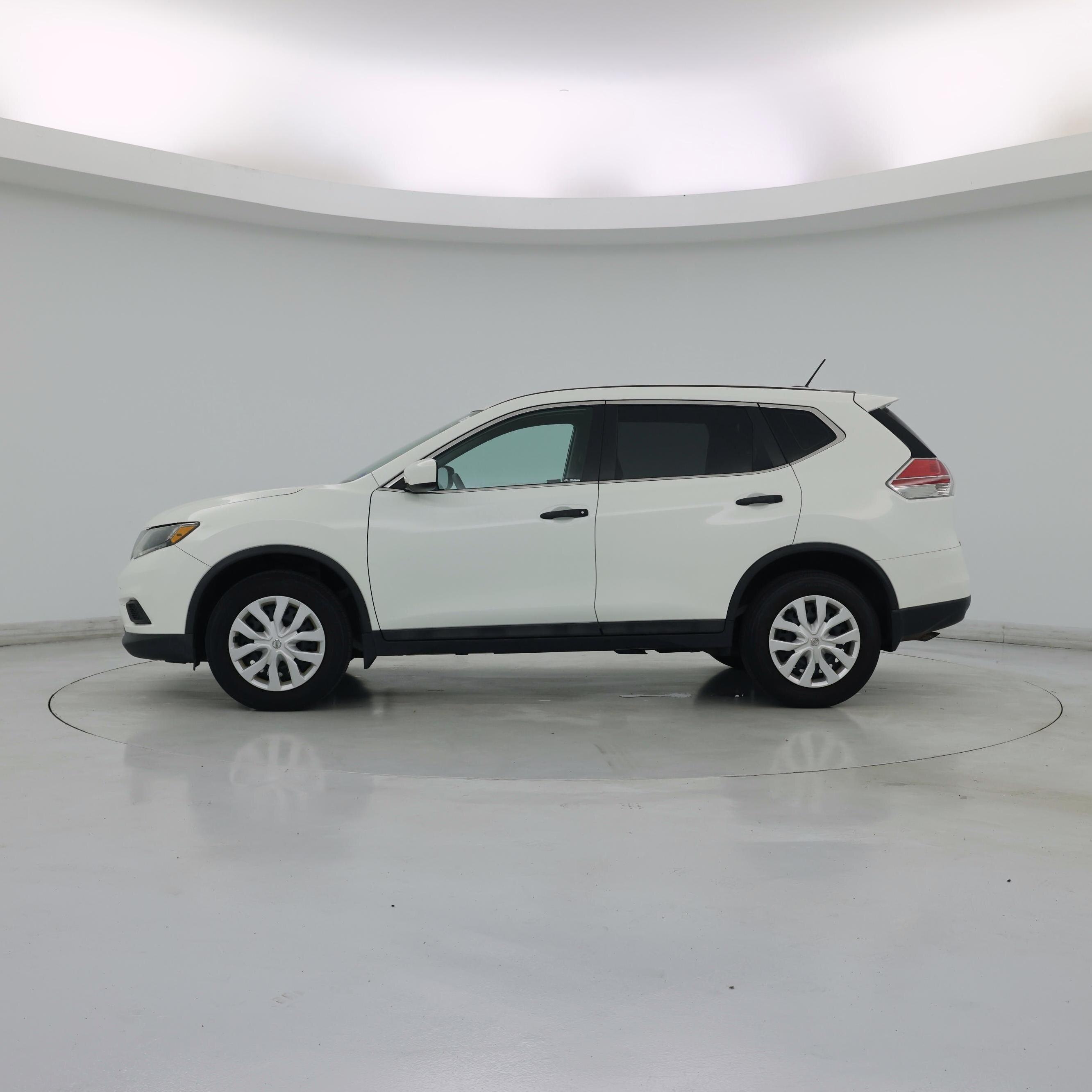 Thumbnail: 2016 Nissan Rogue - 3