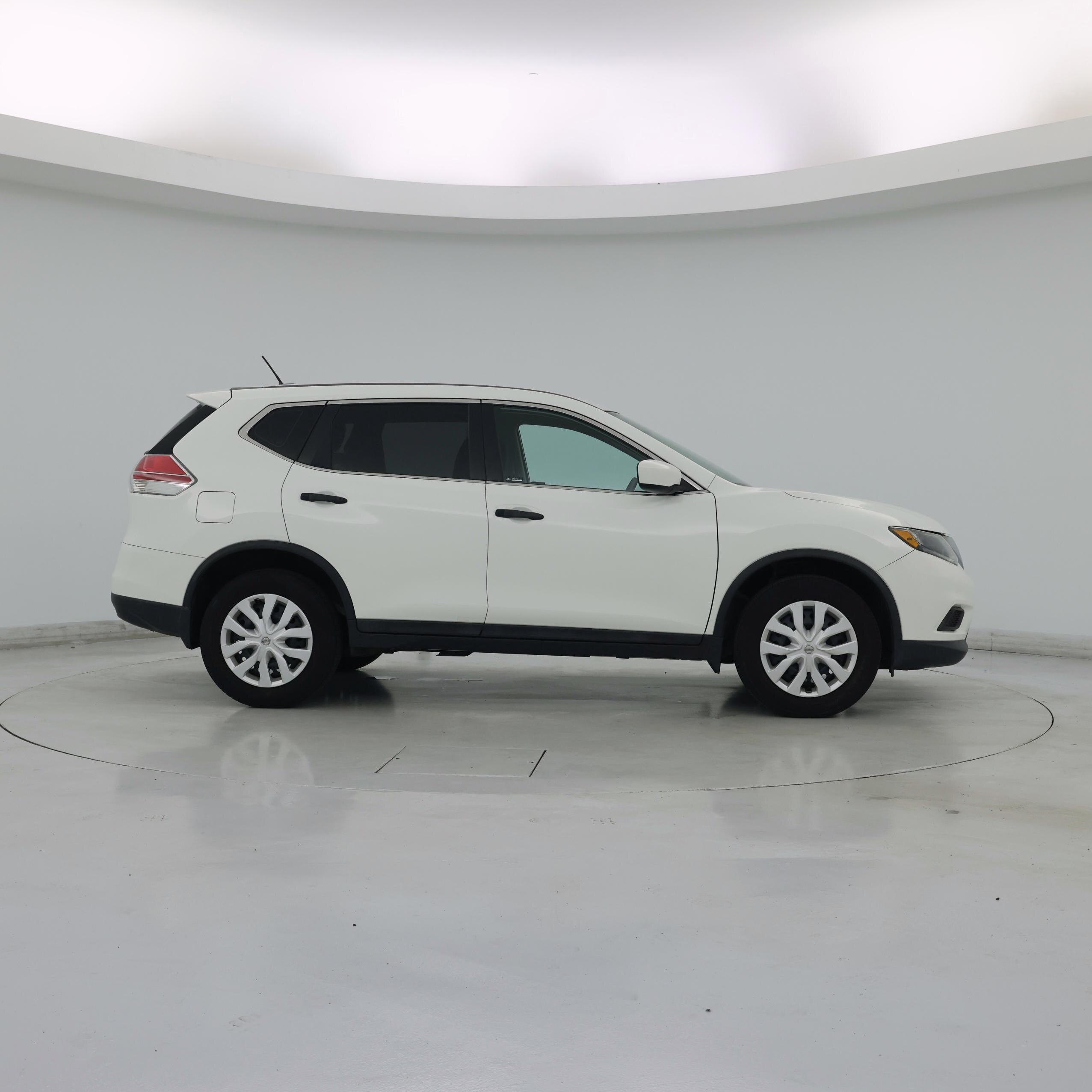 Thumbnail: 2016 Nissan Rogue - 7