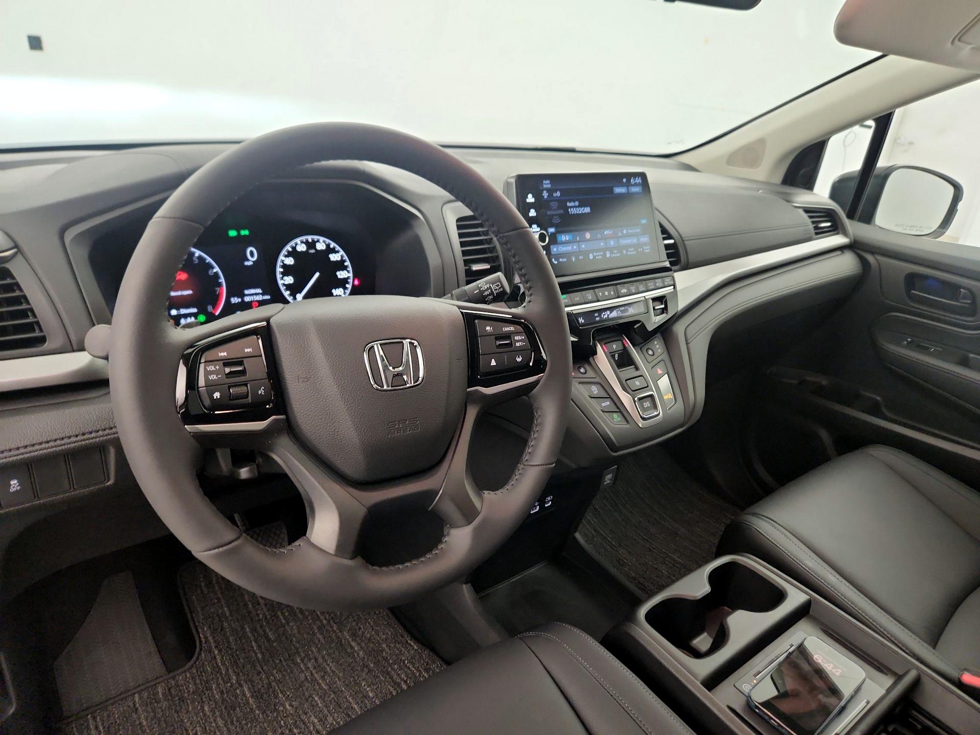 Thumbnail: 2026 Honda Odyssey - 9