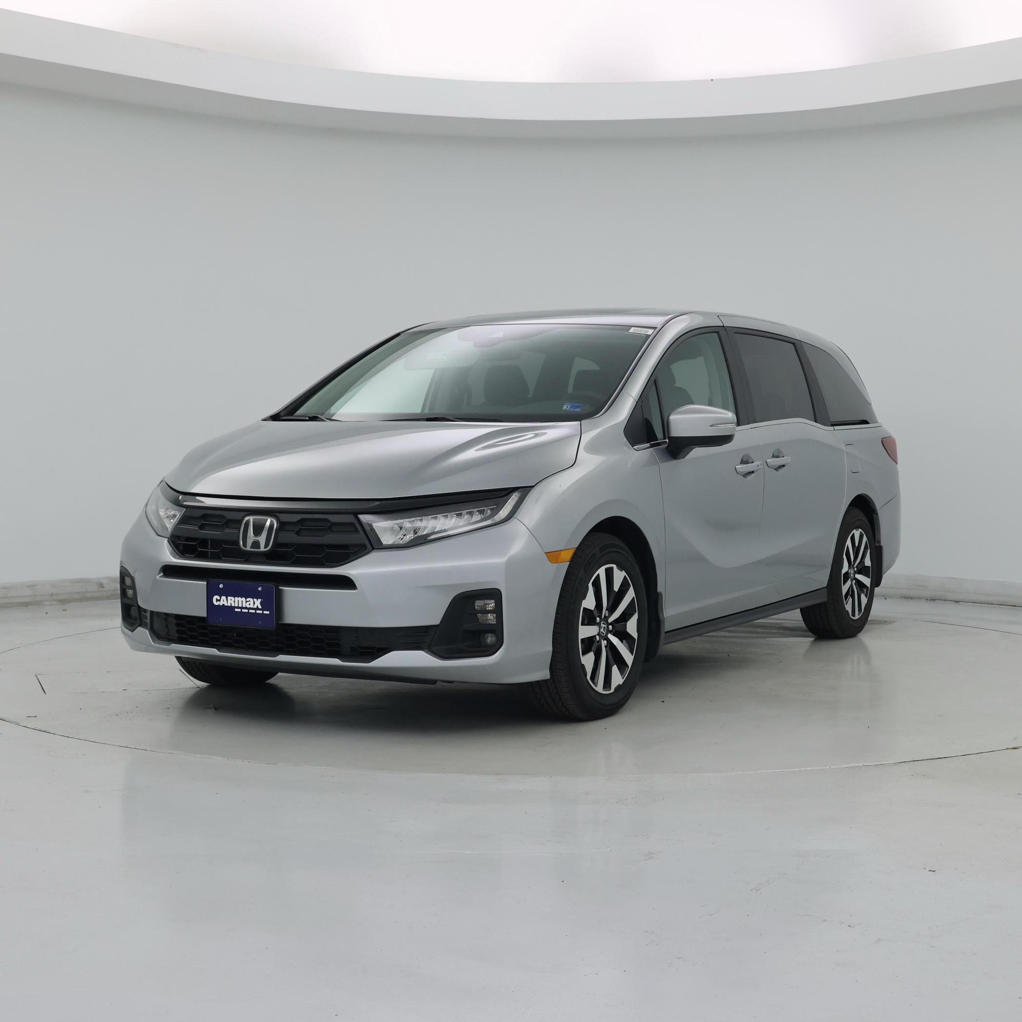 Thumbnail: 2026 Honda Odyssey - 4