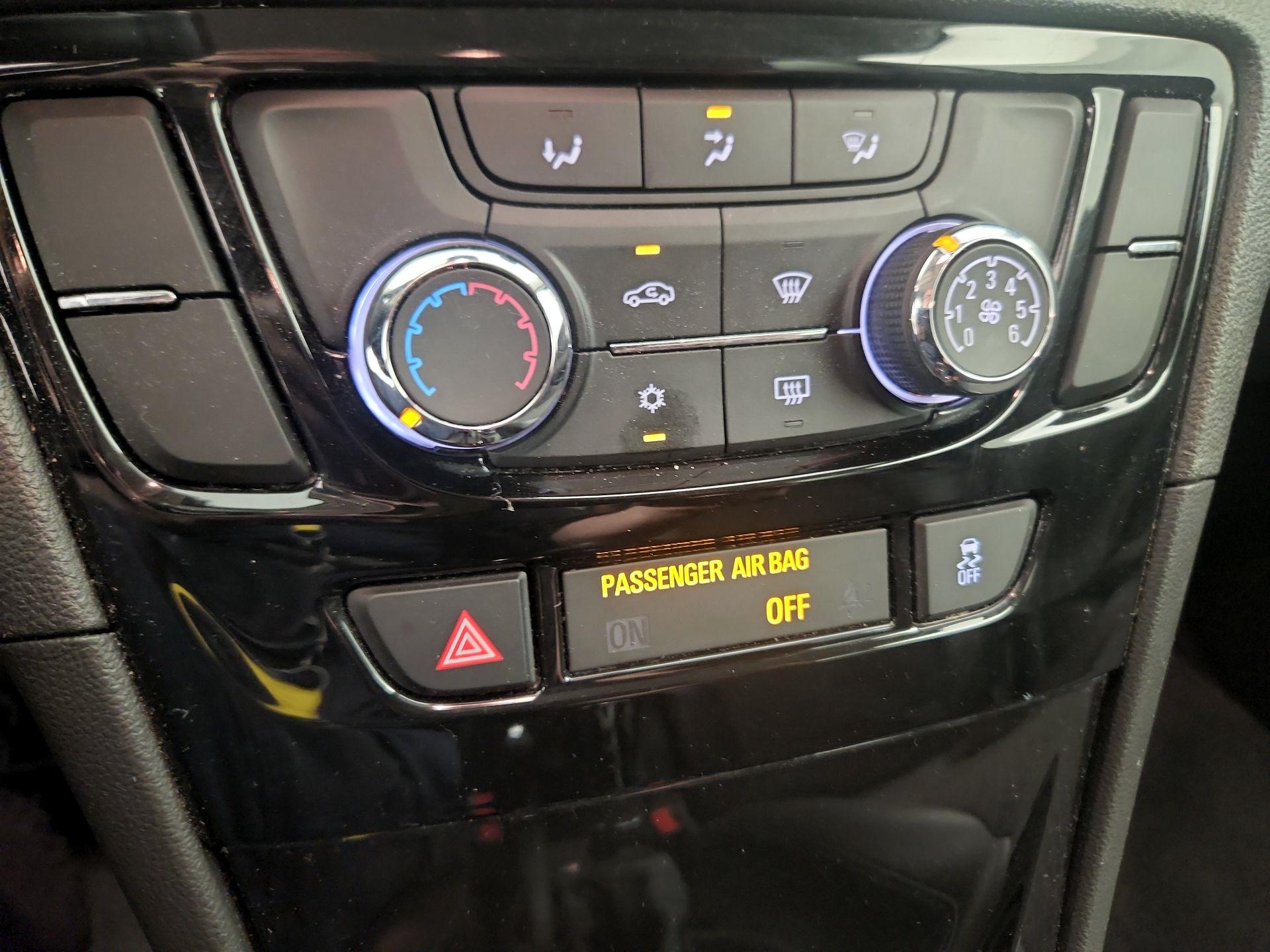 Thumbnail: 2020 Buick Encore - 17