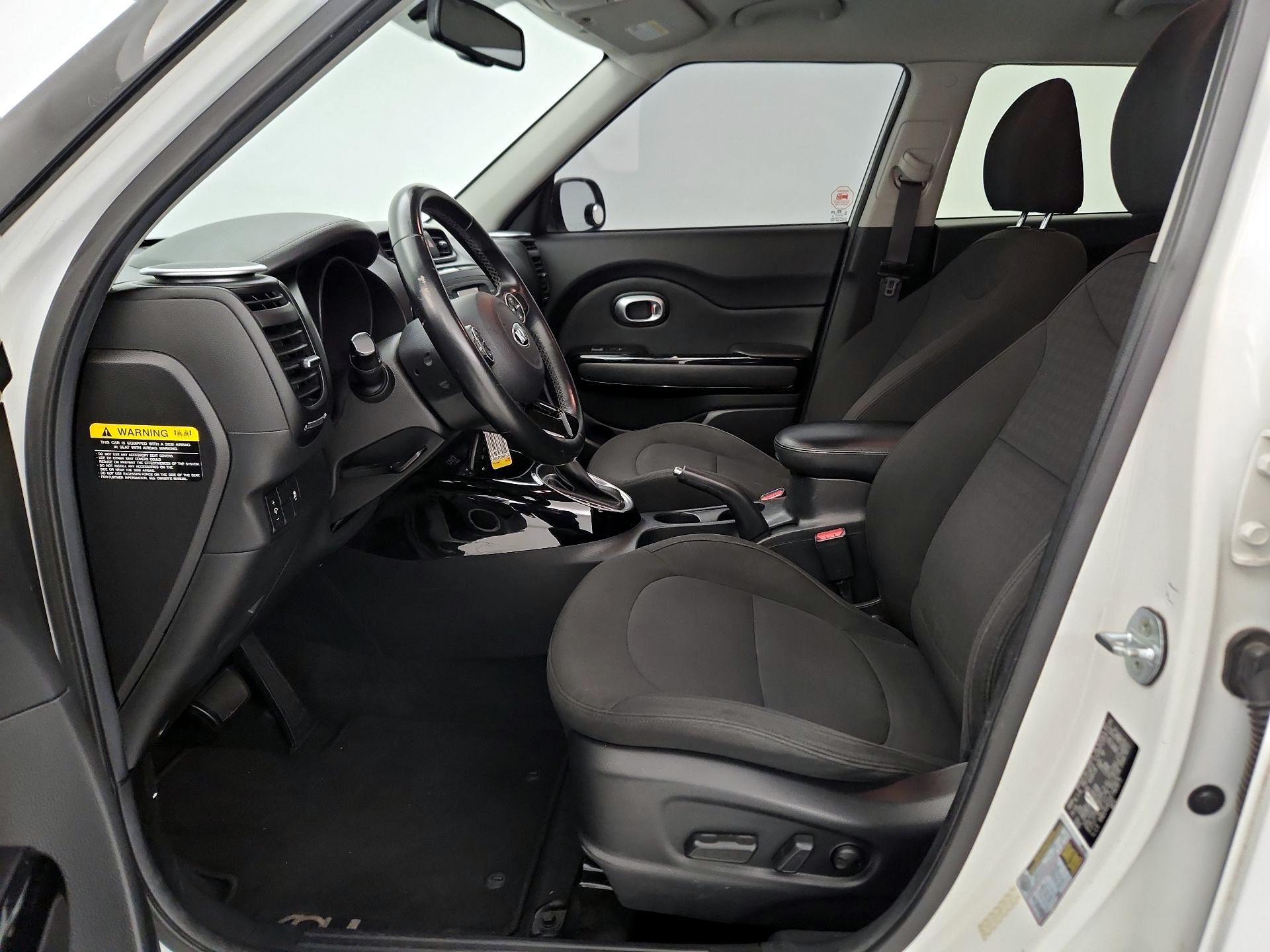 Thumbnail: 2015 Kia Soul - 11