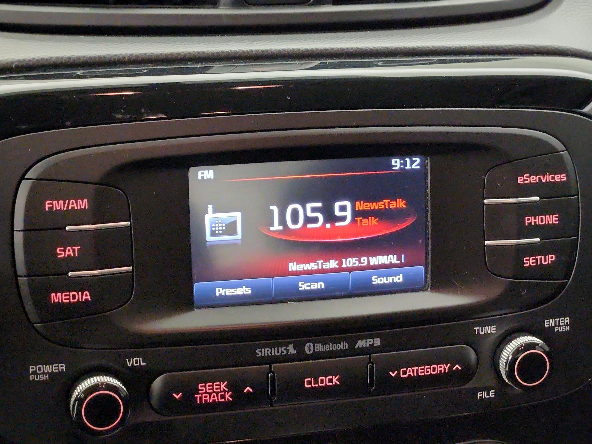 Thumbnail: 2015 Kia Soul - 15