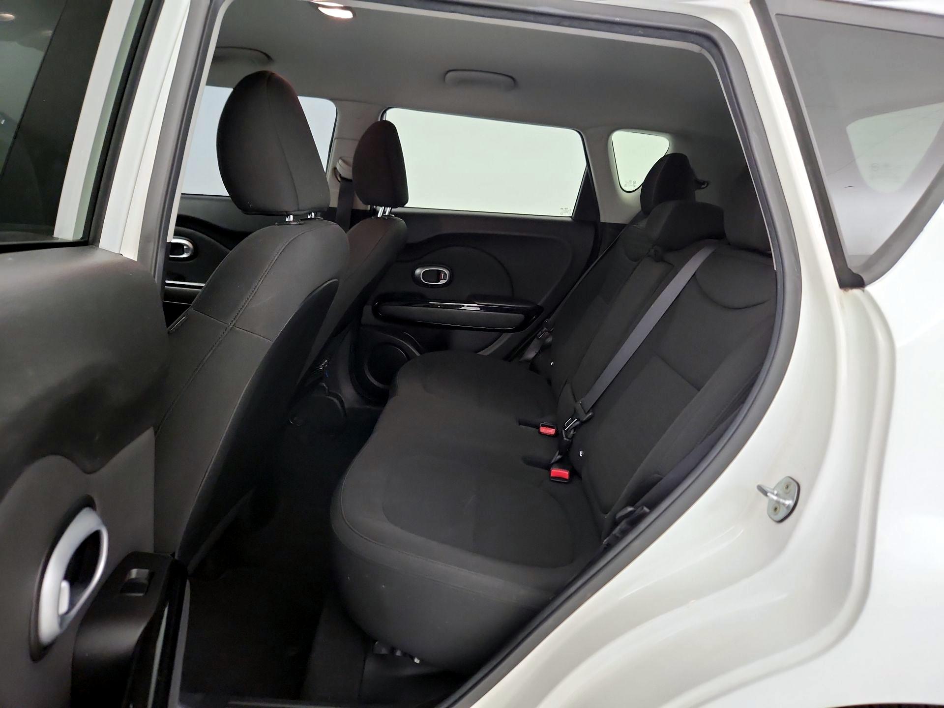 Thumbnail: 2015 Kia Soul - 19