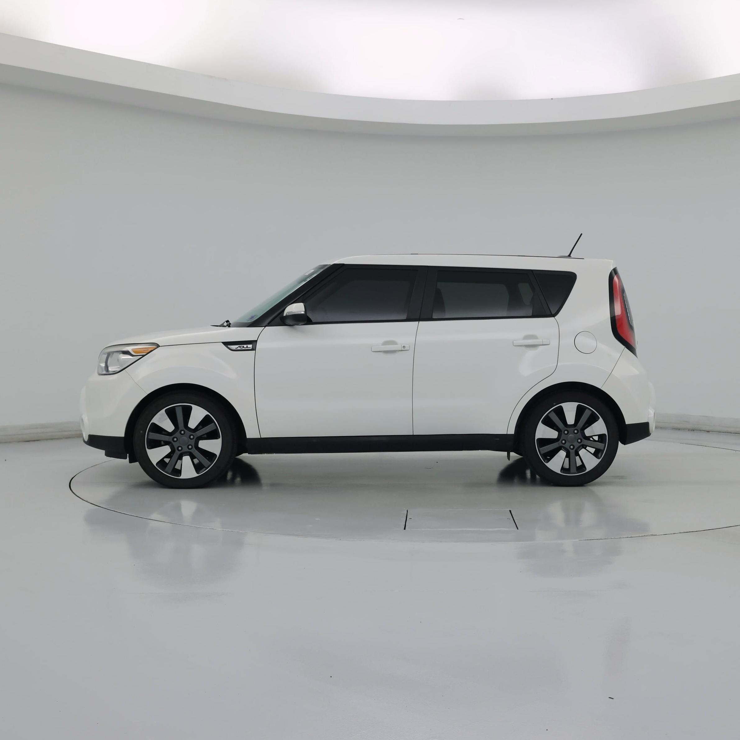 Thumbnail: 2015 Kia Soul - 3
