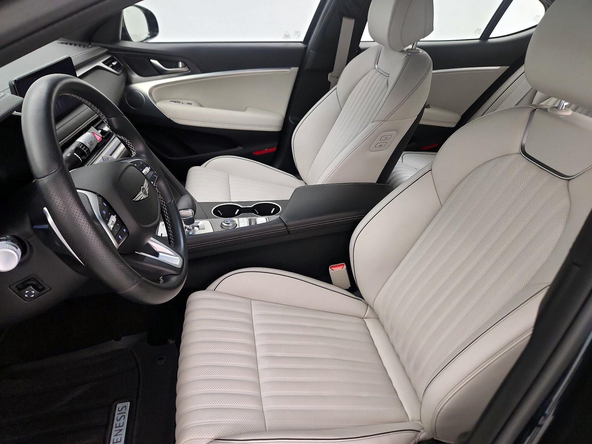 Thumbnail: 2025 Genesis G70 - 11